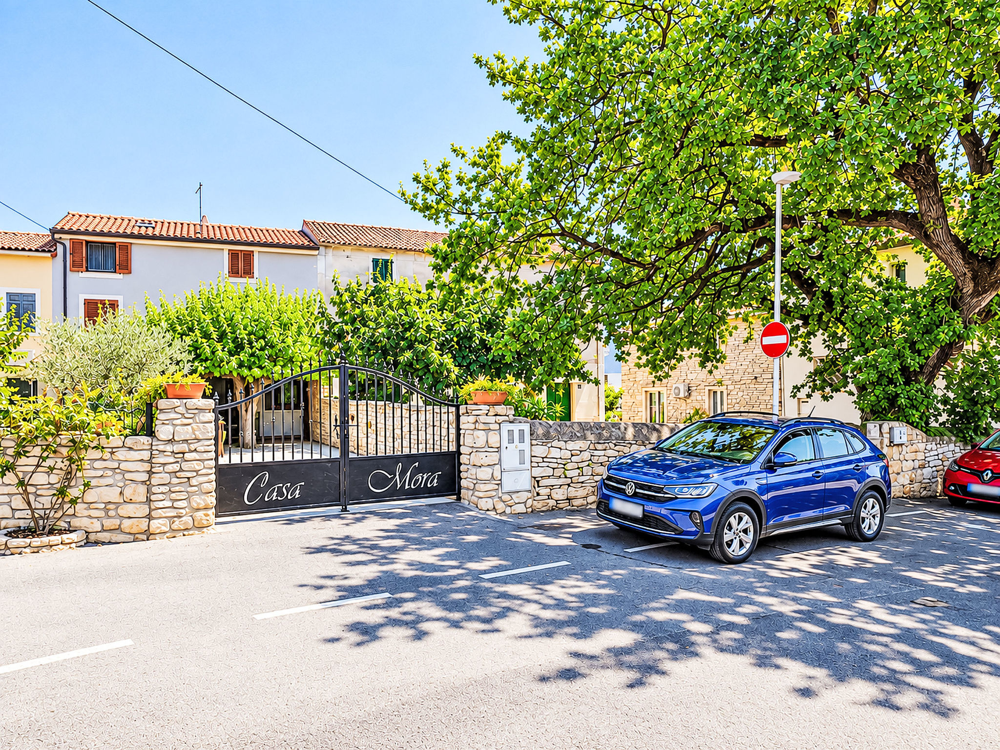 Für 3 Personen ca. 40 m&sup2; in Novigrad, Adriaküste Kroatien (Westküste von I - Buiten