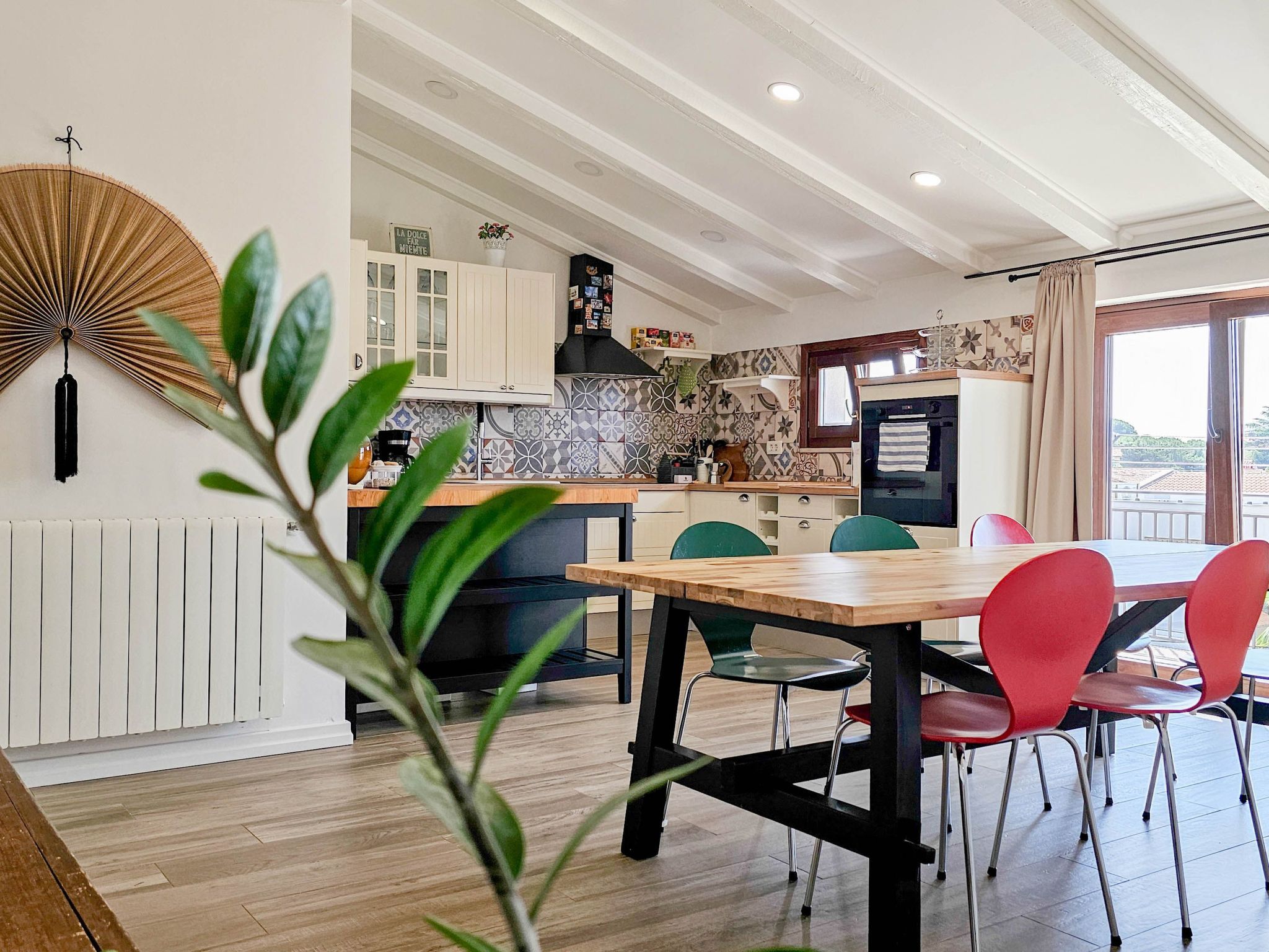 "Lara A4" mit Balkon-Binnen