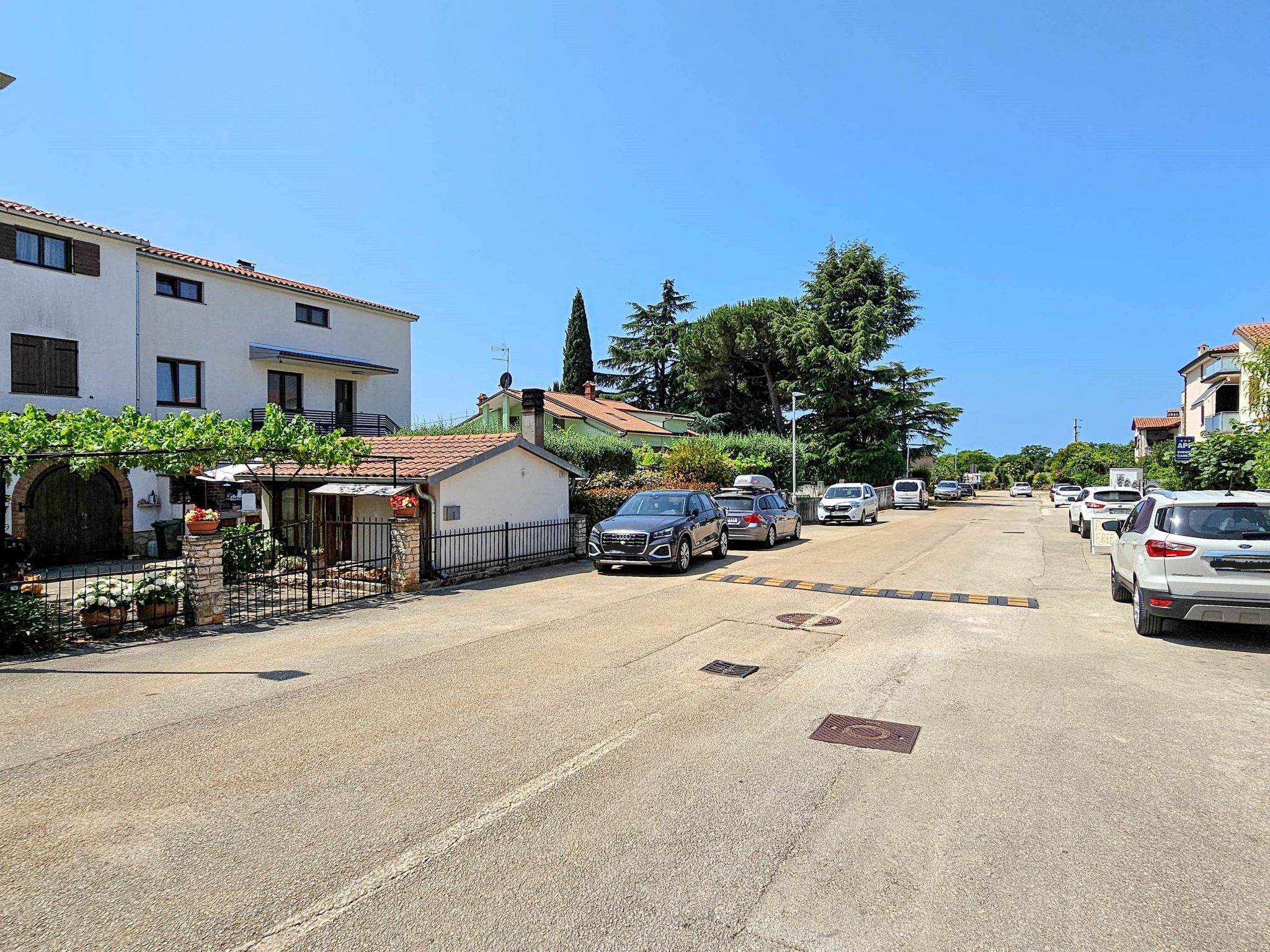 Photo of "Lara A4" mit Balkon