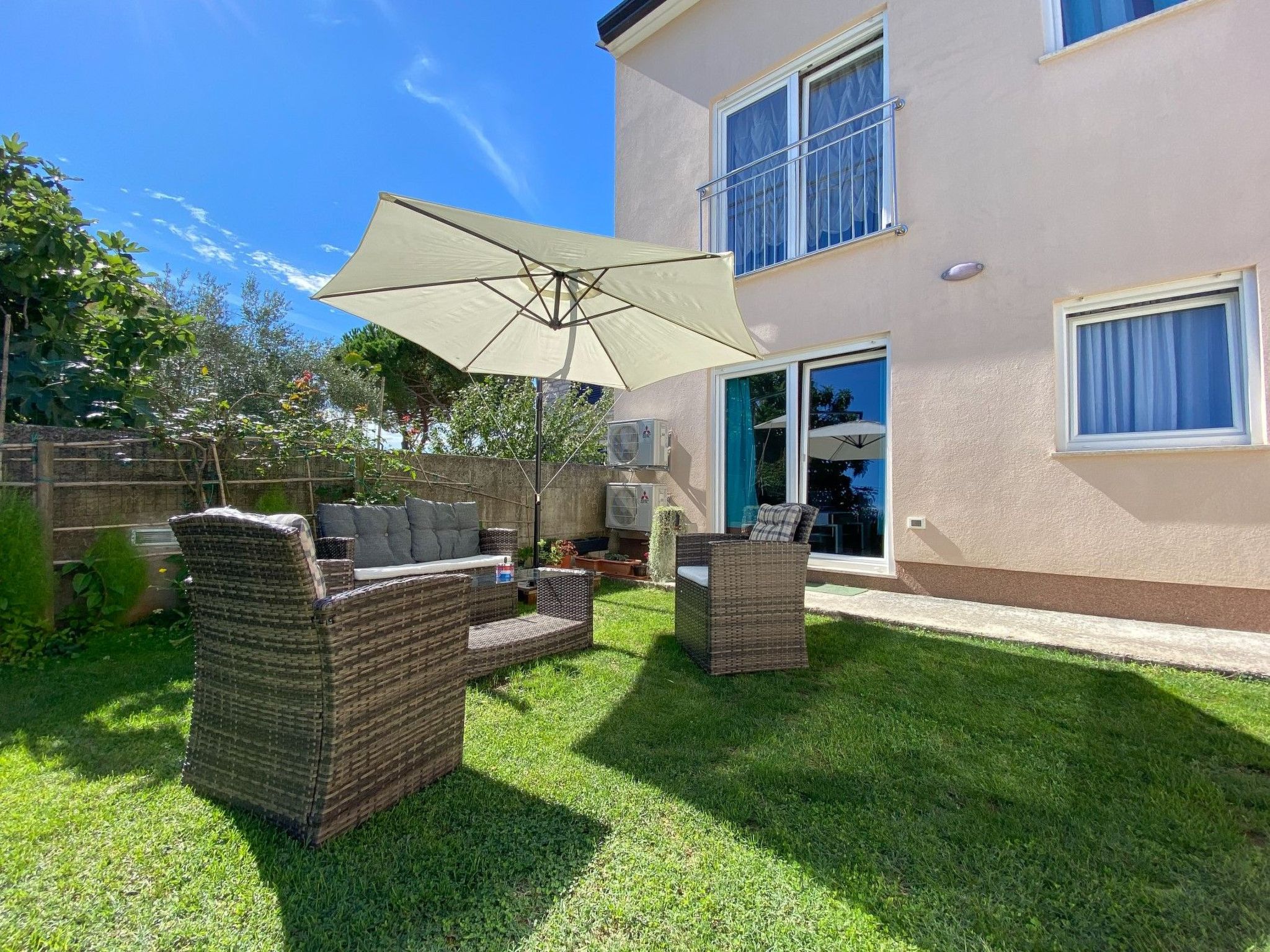 Für 6 Personen ca. 55 m&sup2; in Novigrad, Adriaküste Kroatien (Westküste von I-Binnen