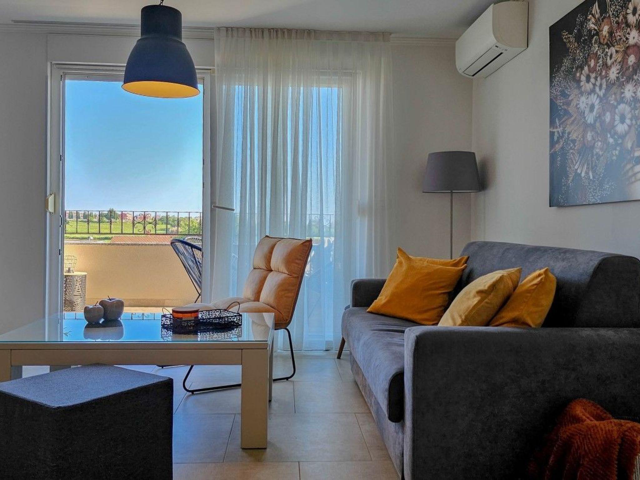 Wohnung mit Balkon für 4 Personen-Image-tags.info