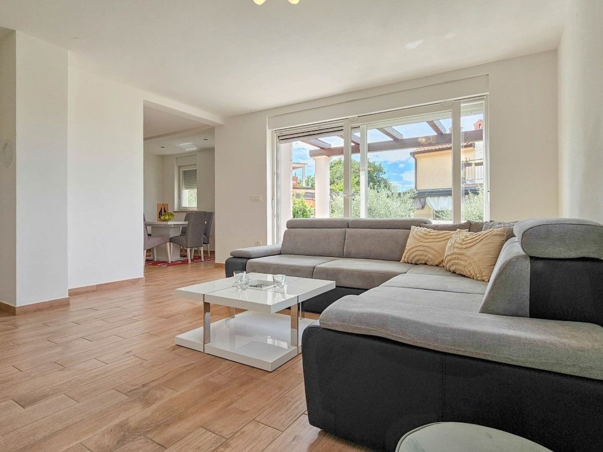 "Villa Pavlovic" mit Garten und Grill