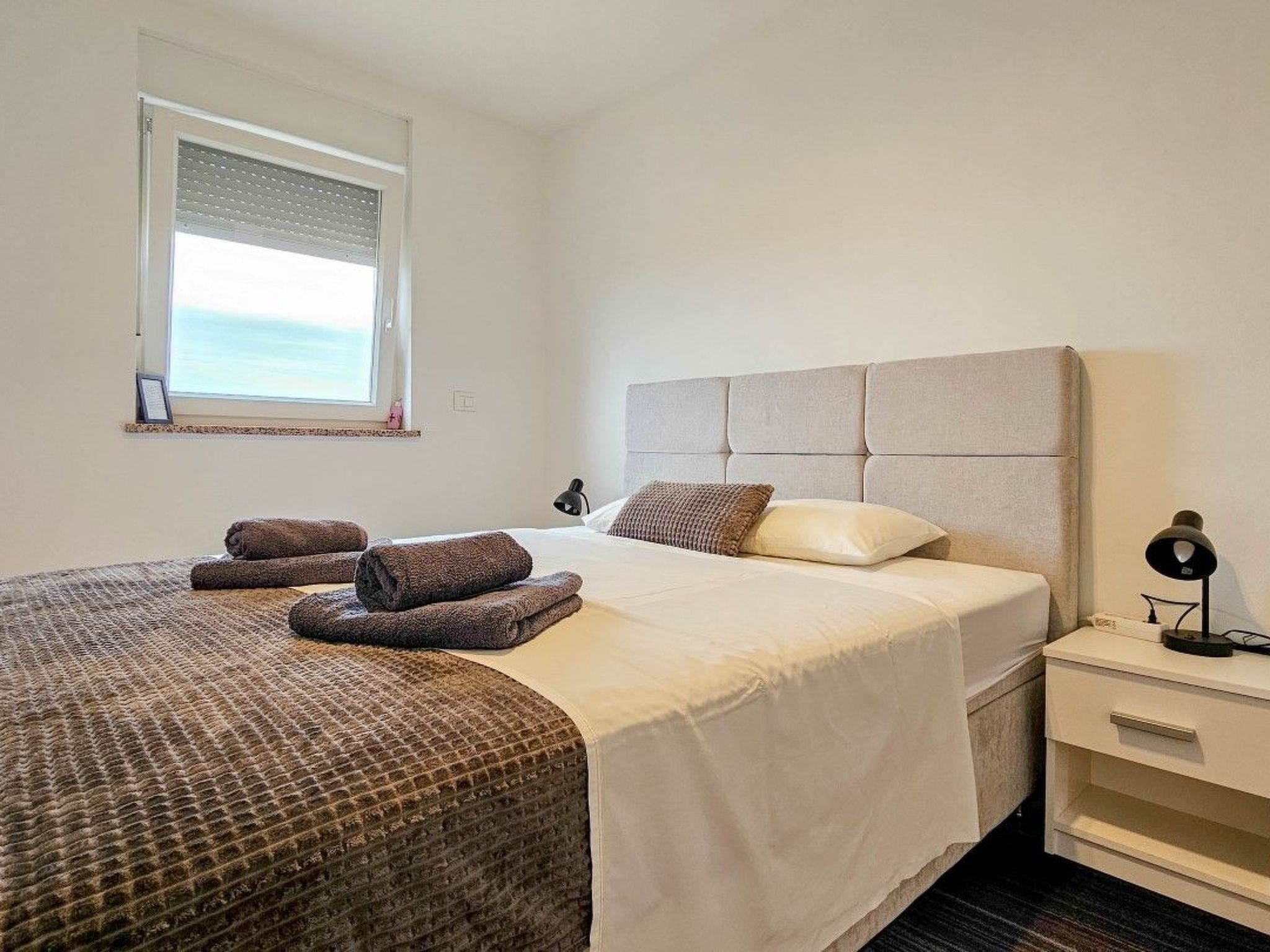 "Villa Pavlovic" mit Garten und Grill-Drinnen