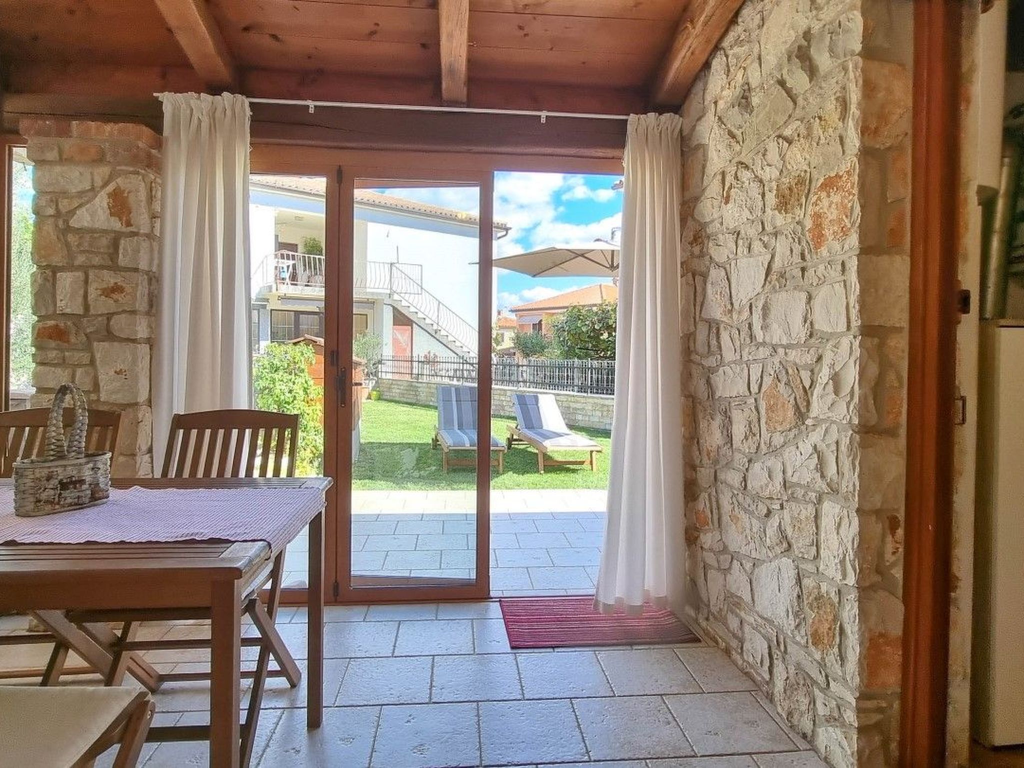 "Ariana" direkt am Strand-Image-tags.info