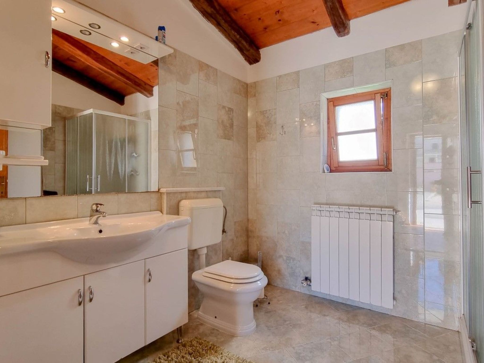 Photo of "Ariana" direkt am Strand