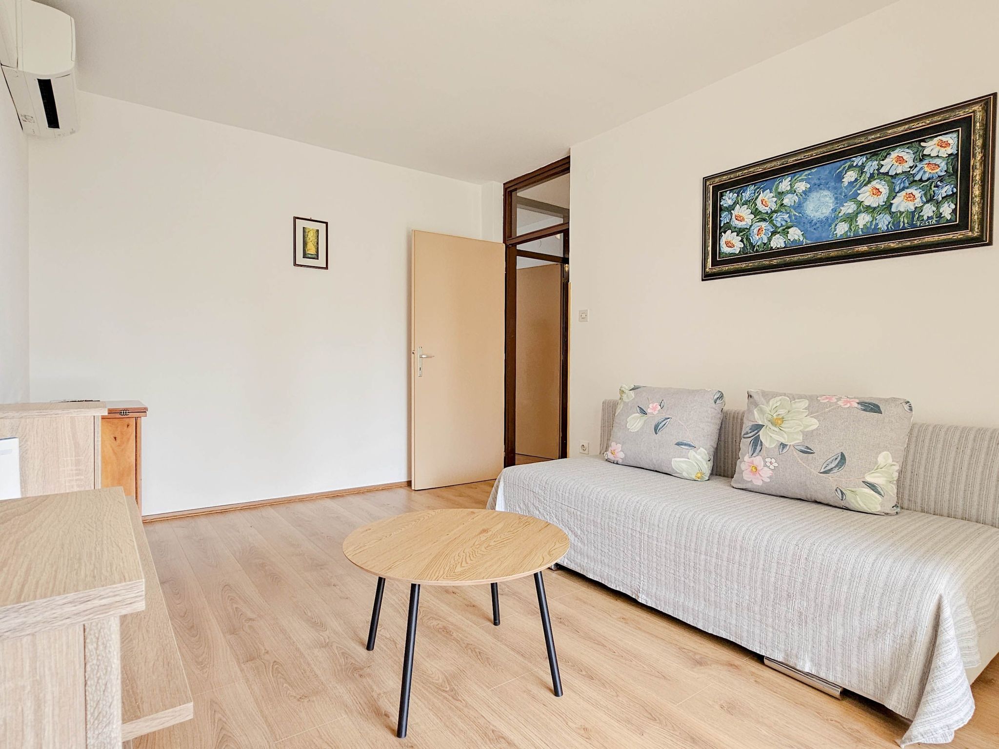 Photo of "Olga" mit Balkon