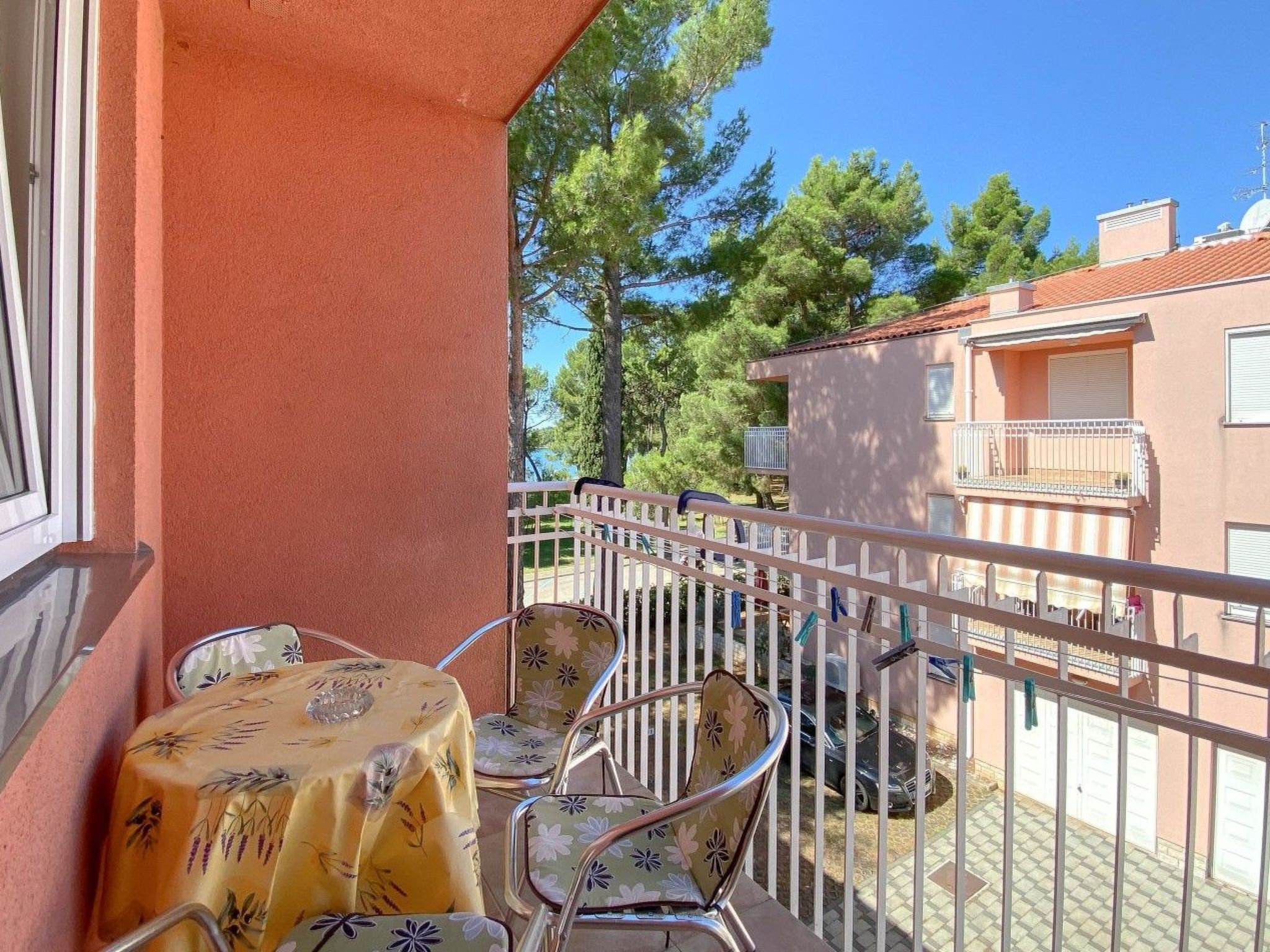 Wohnung "Senka" direkt am Strand-Image-tags.info