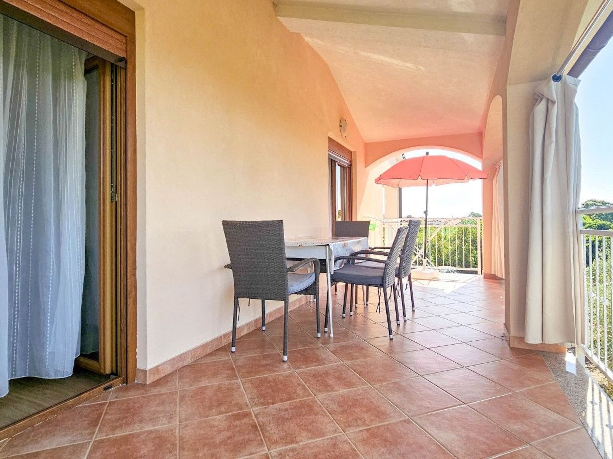 Photo of "Viola" mit Balkon