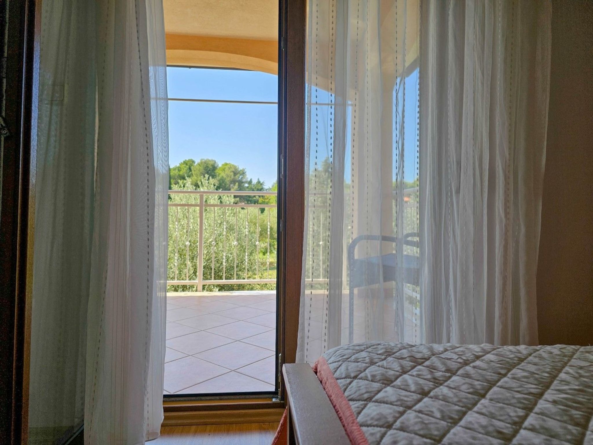 Photo of "Viola" mit Balkon