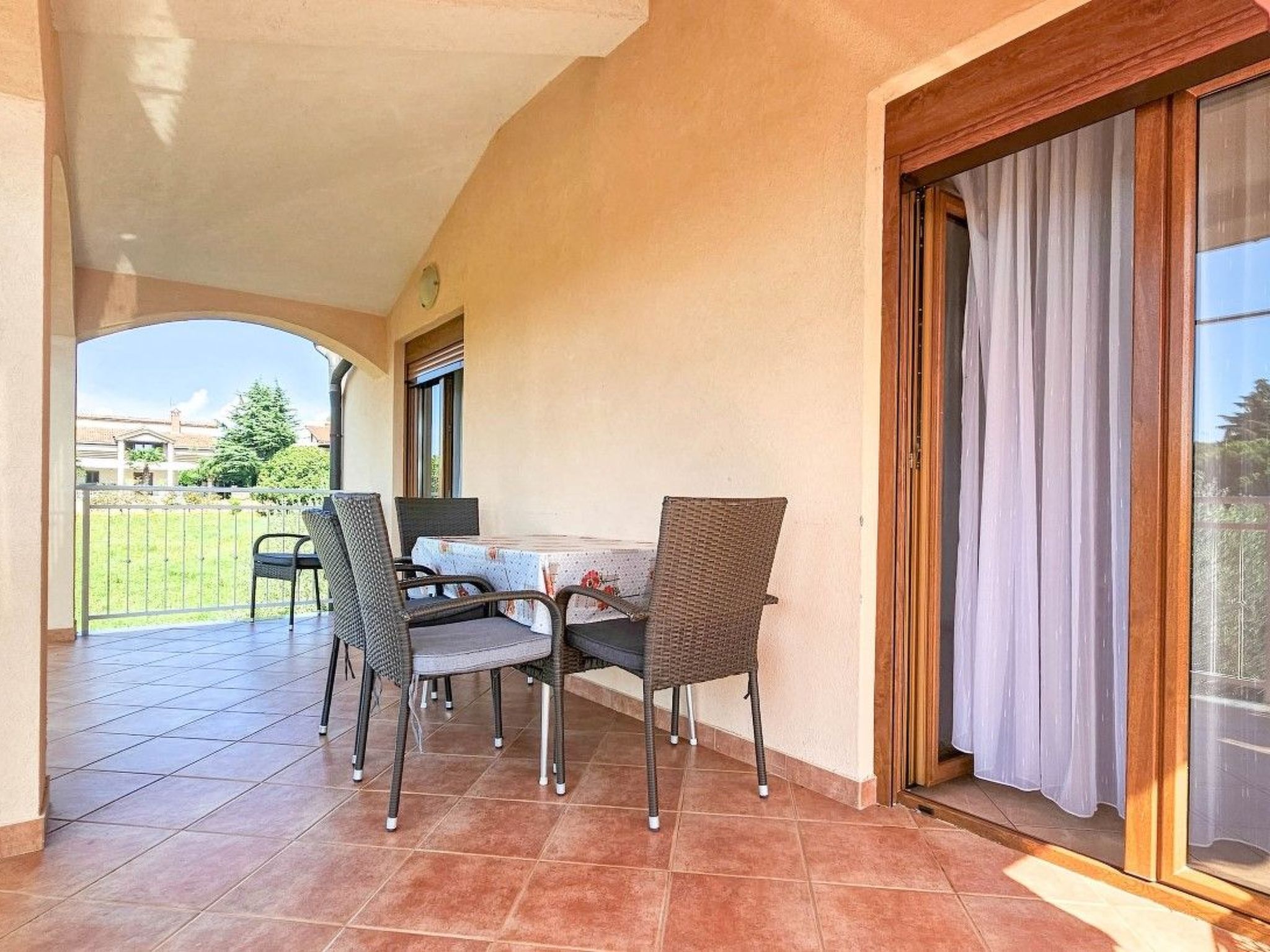 "Viola" mit Balkon-Inside