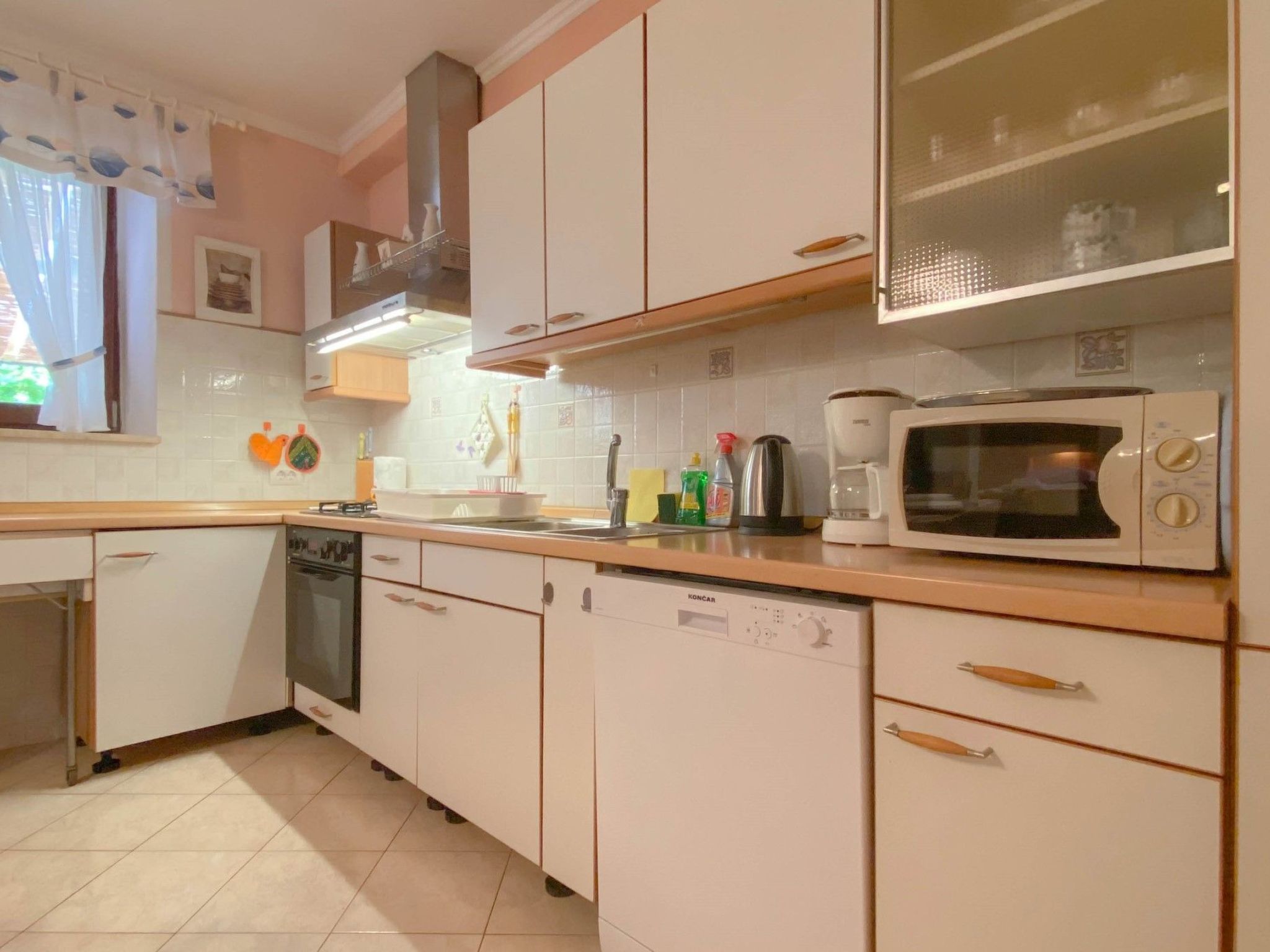 Photo of Pjero mit schöner Terrasse