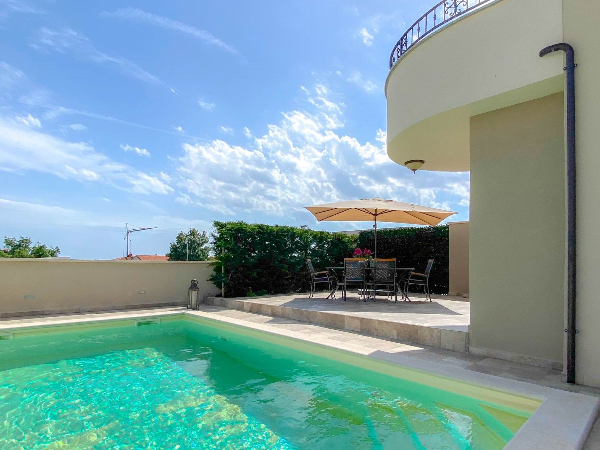 "Hanna" mit privatem Pool