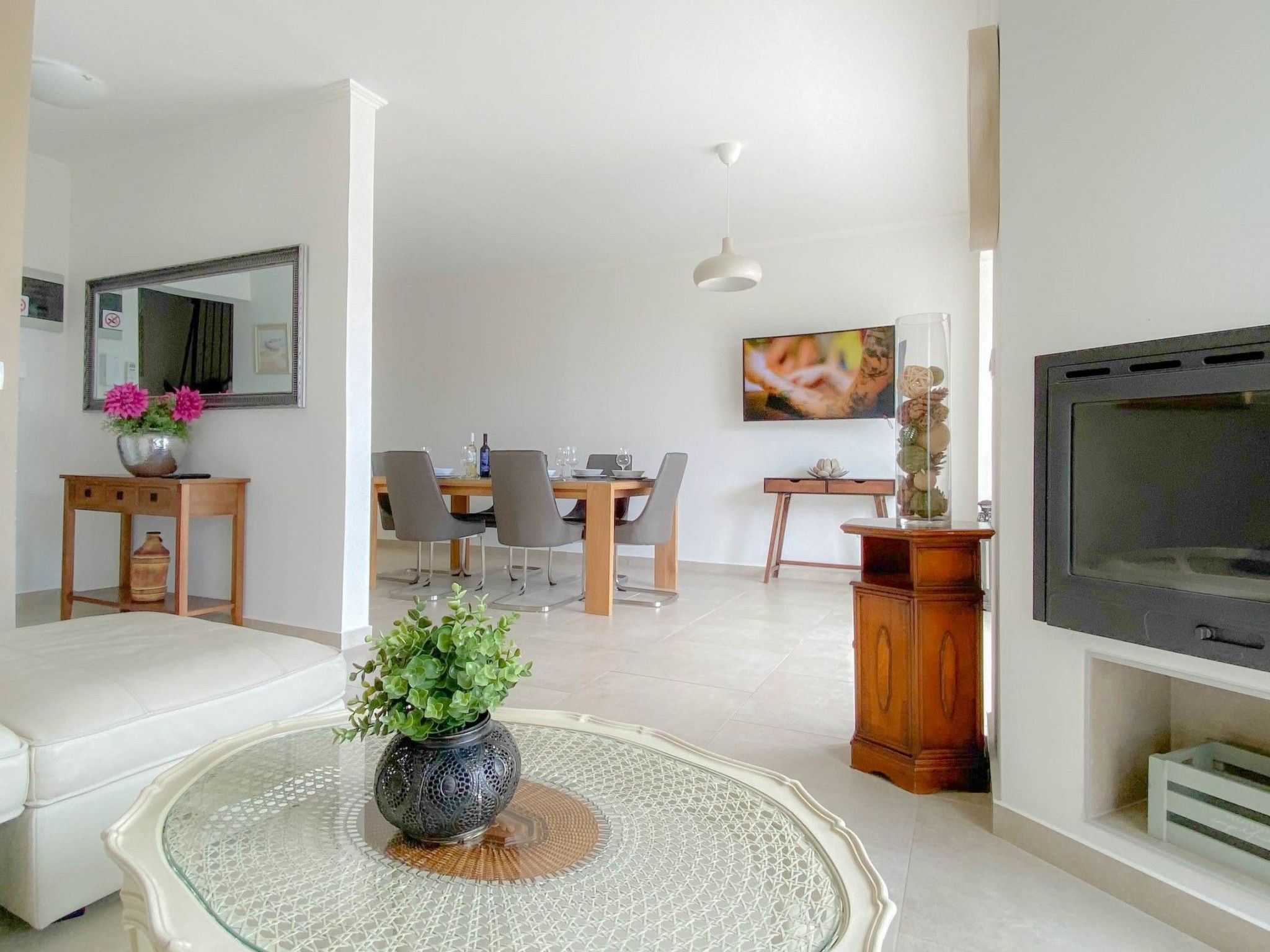 "Hanna" mit privatem Pool-Inside