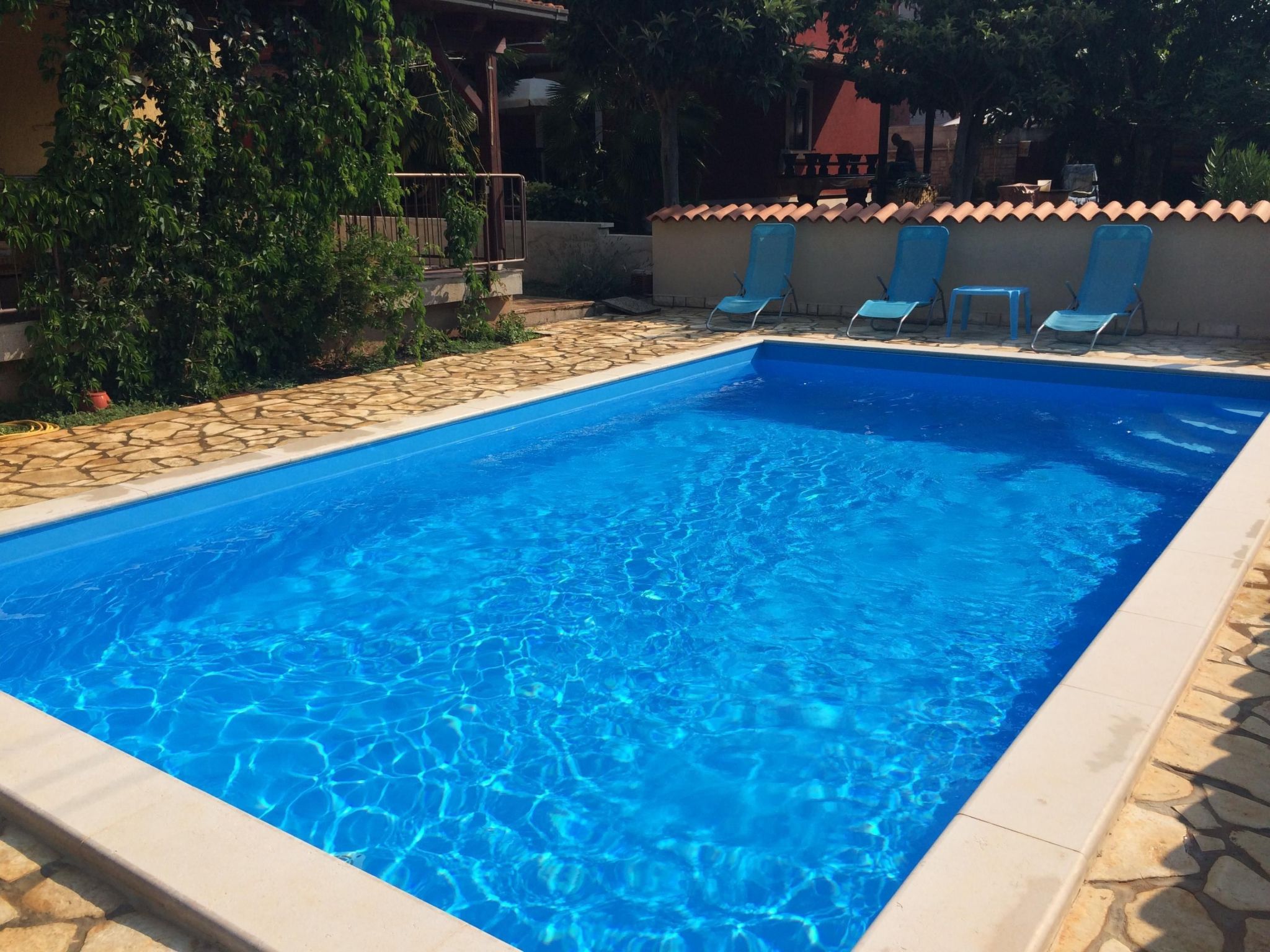 Komplette Villa mit zwei Appartements-Drinnen