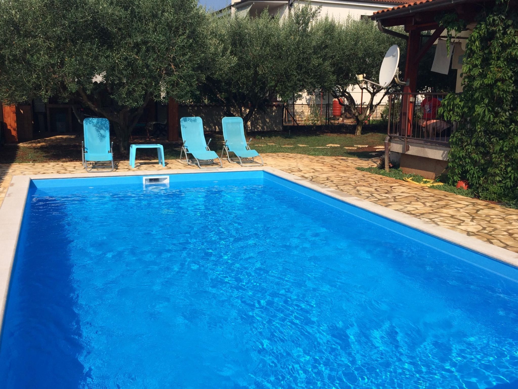 Komplette Villa mit zwei Appartements-Drinnen