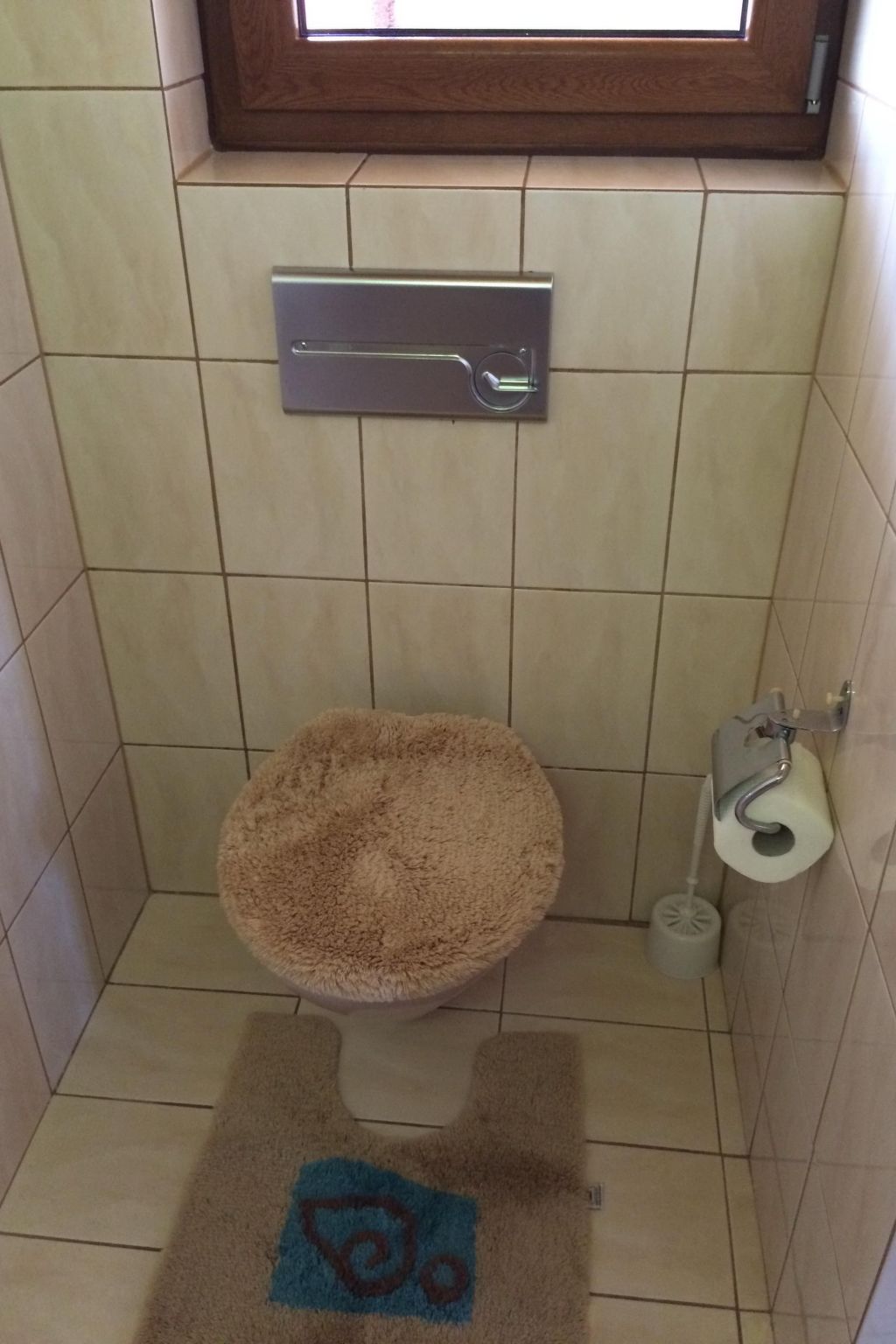 Komplette Villa mit zwei Appartements-Drinnen