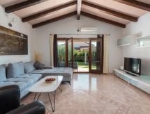 Villa Lucas: Ruim vakantiehuis nabij zee in Novigrad, Istrië voor 8 personen - thumbnail 2