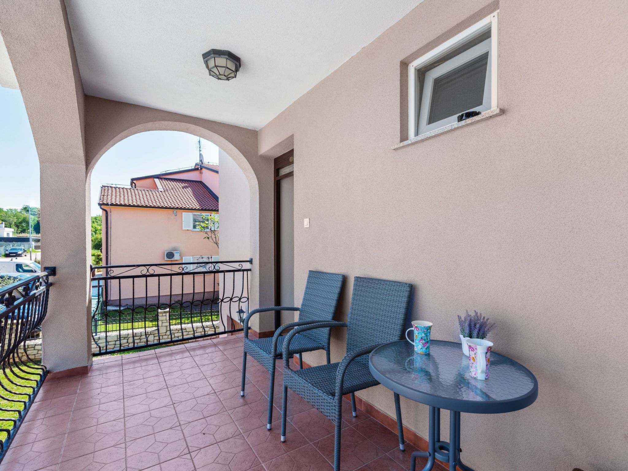 Schöne Ferienwohnung Morena-Binnen