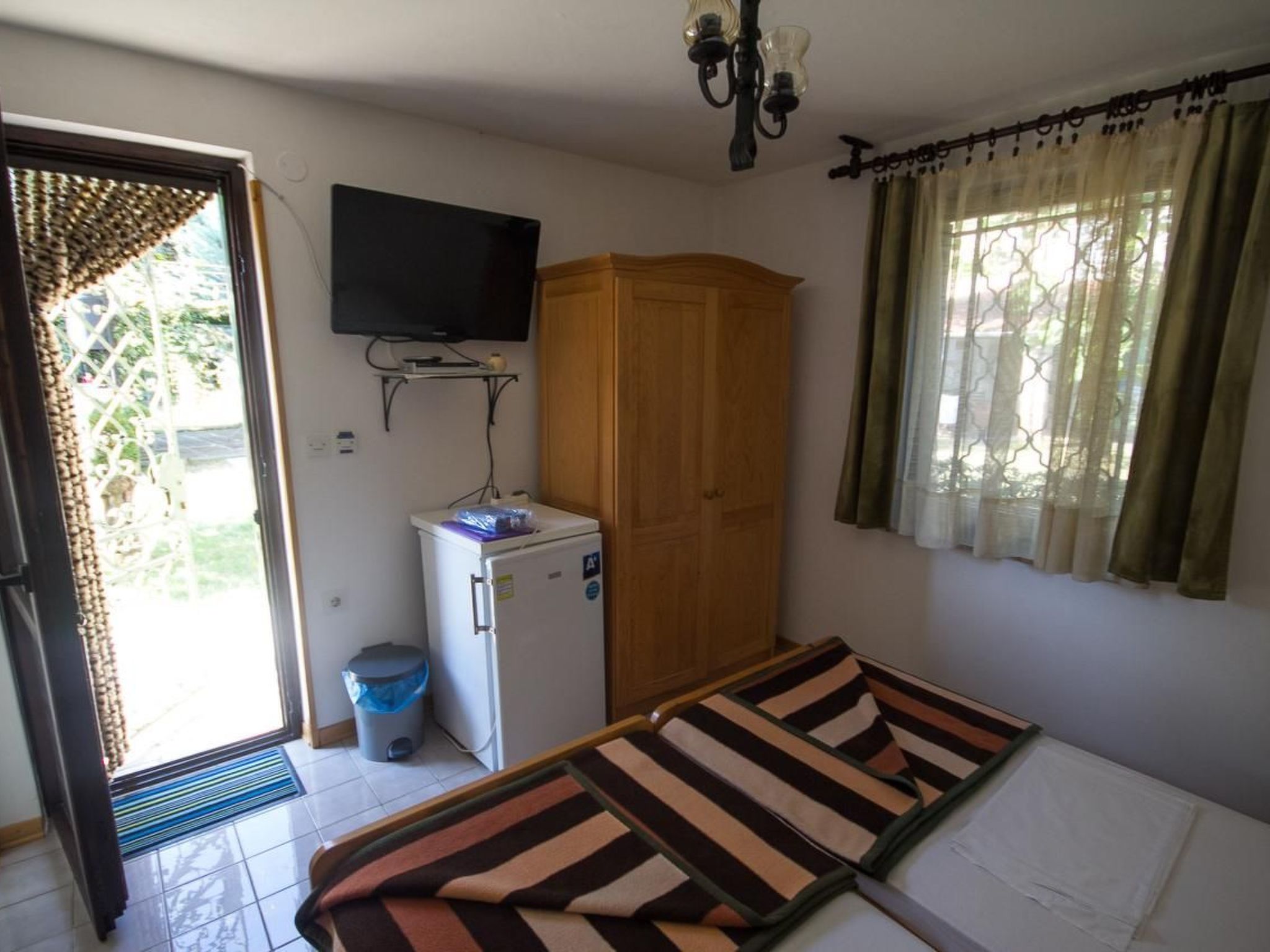 Photo of HR2280.793.1