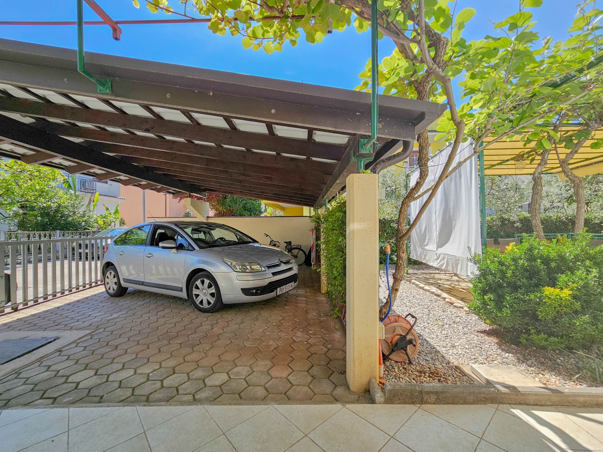 Photo of Wohnung "Beco" direkt am Strand