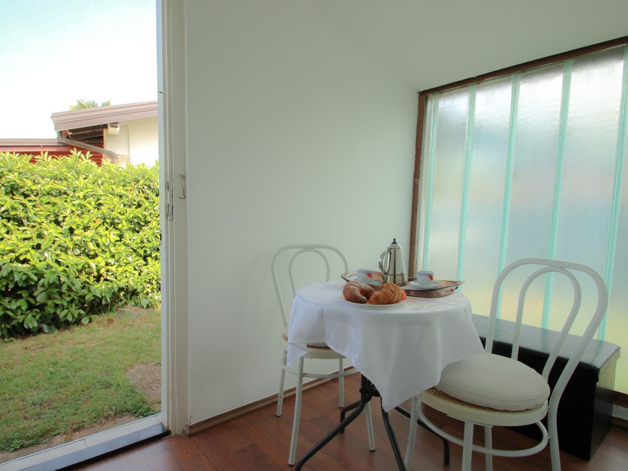 Photo of "Karpinjan" direkt am Strand