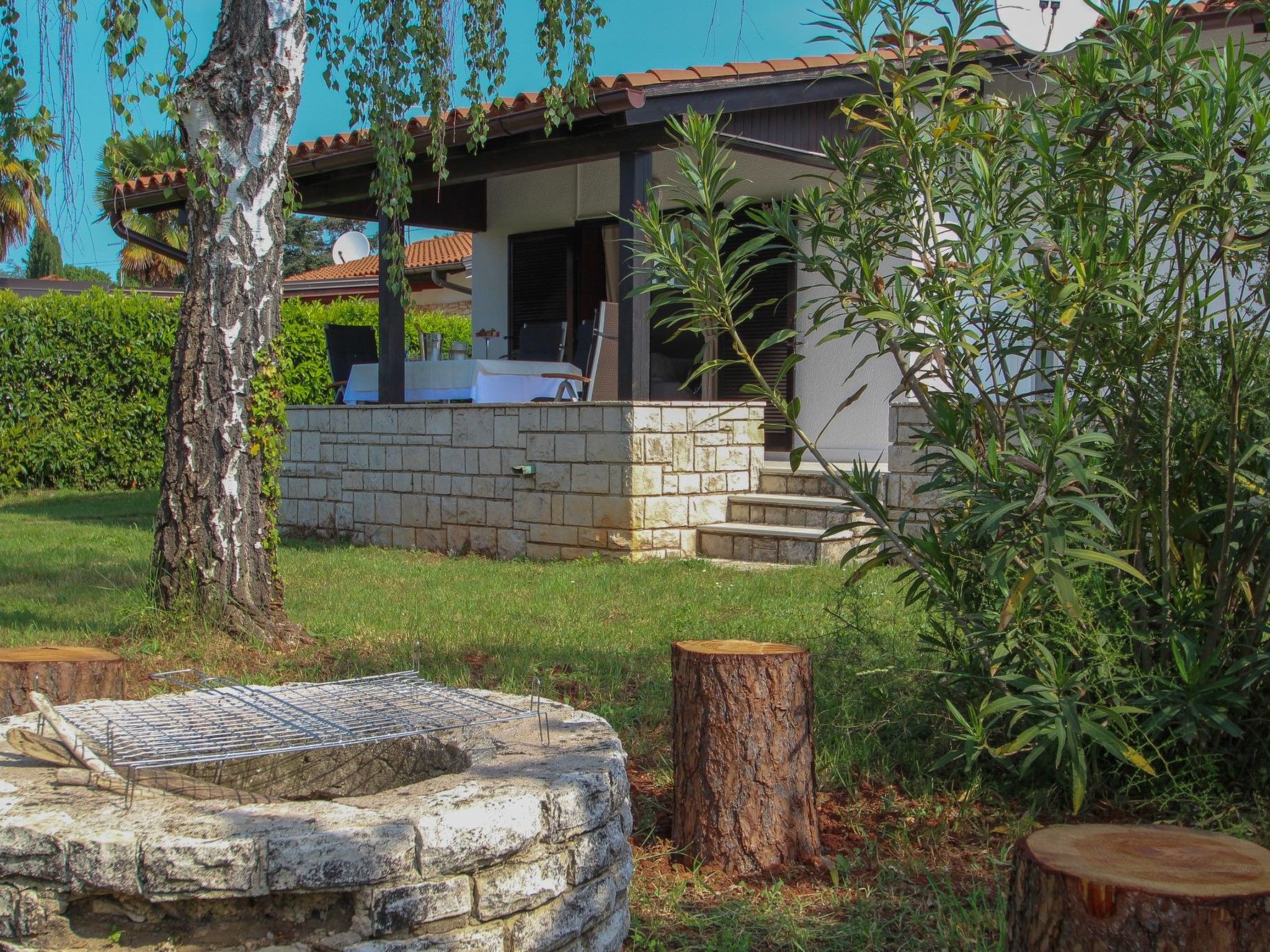 Photo of "Karpinjan" direkt am Strand