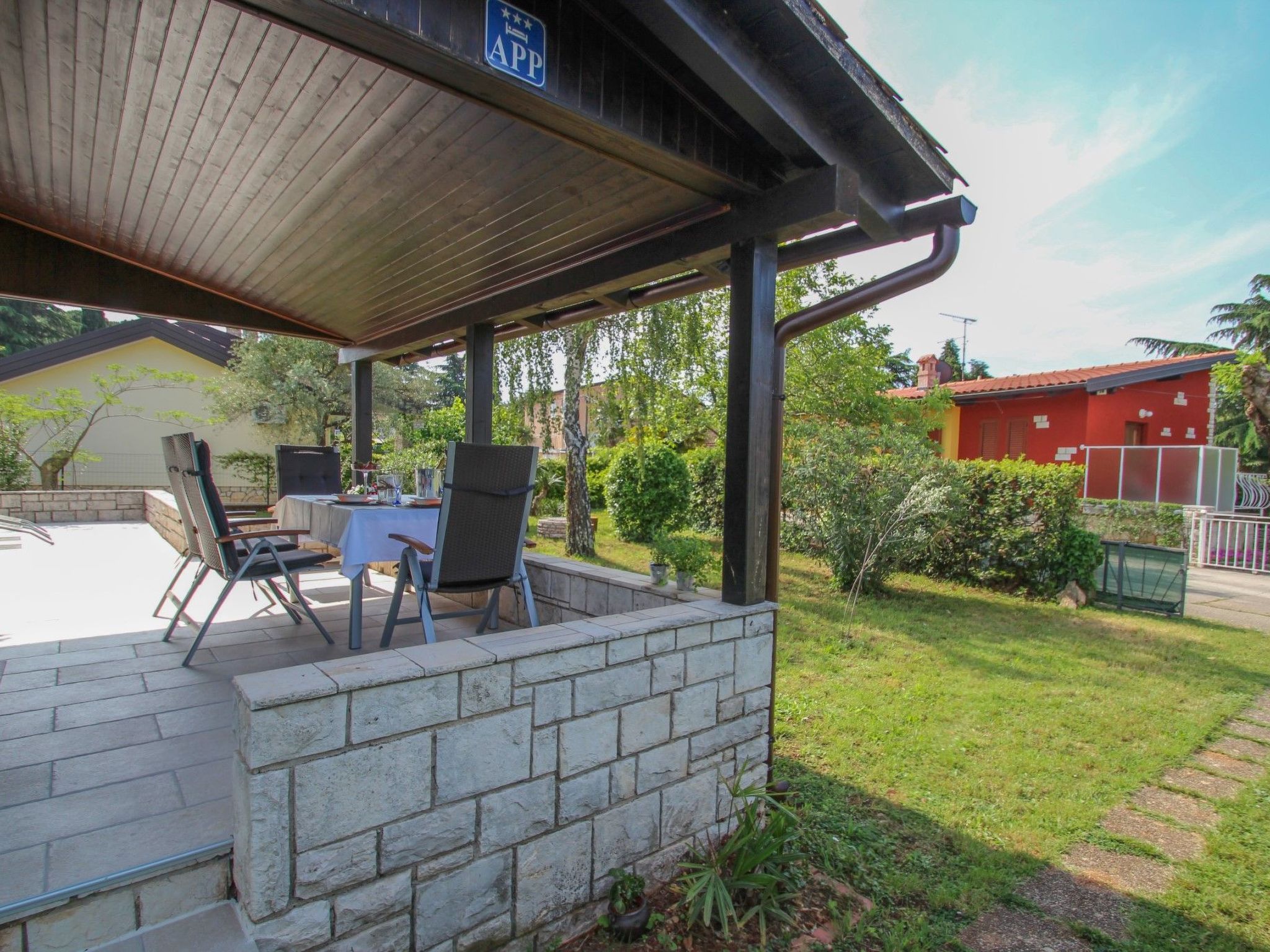 Photo of "Karpinjan" direkt am Strand