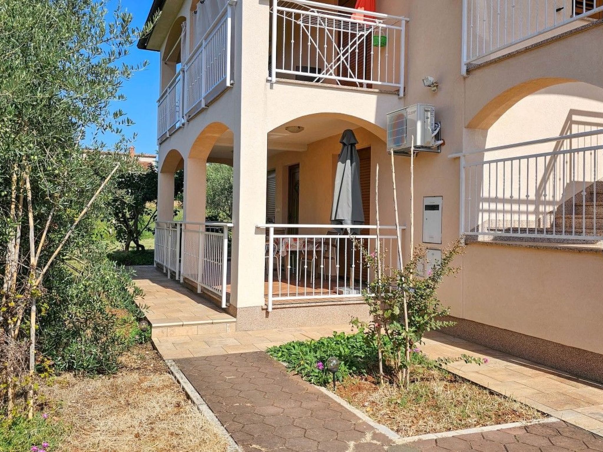 Photo of "Viola" mit Terrasse