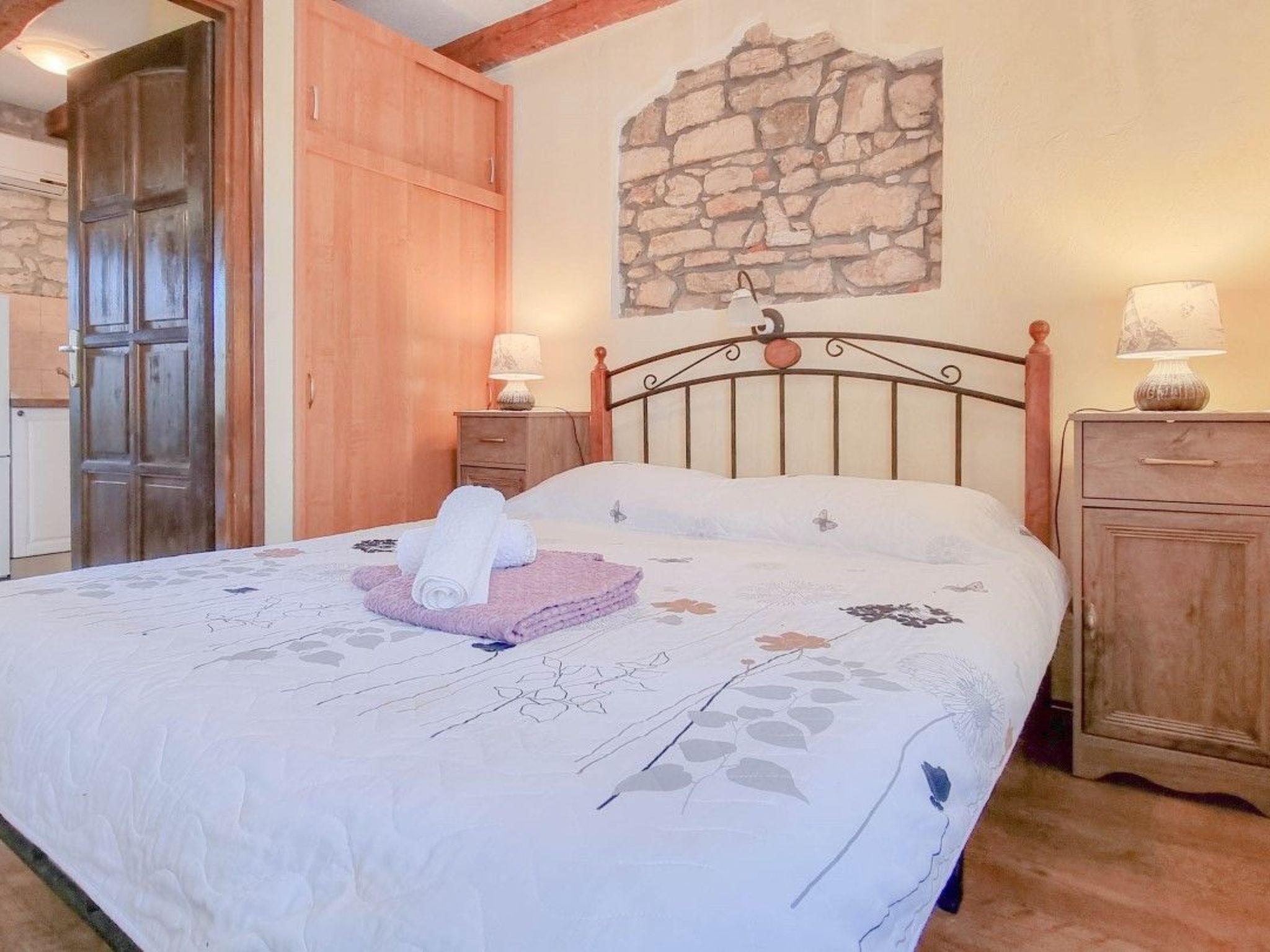 Photo of für 2 Personen ca. 30 m&sup2; in Novigrad, Adriaküste Kroatien (Westküste von I