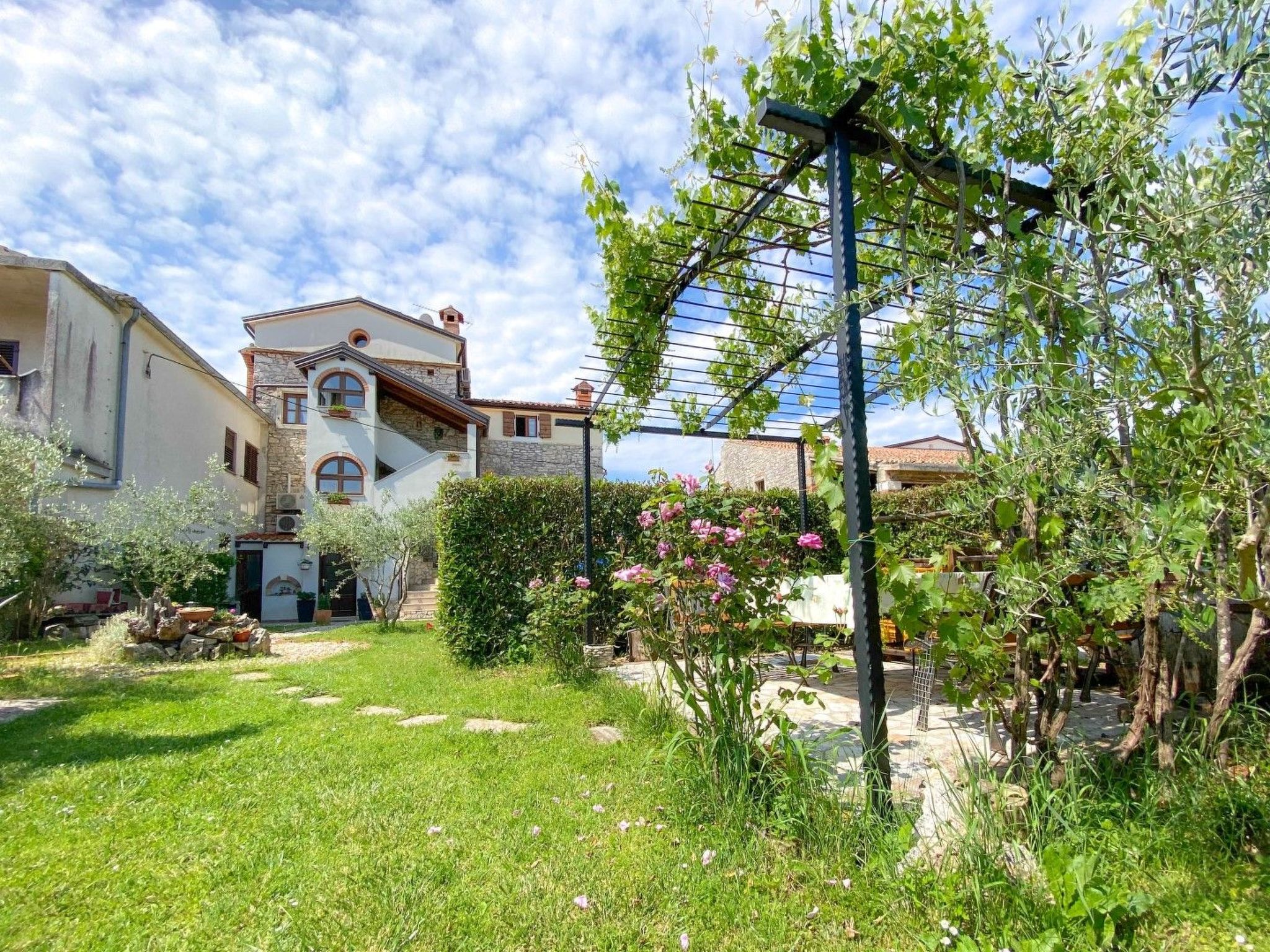 Photo of für 2 Personen ca. 30 m&sup2; in Novigrad, Adriaküste Kroatien (Westküste von I