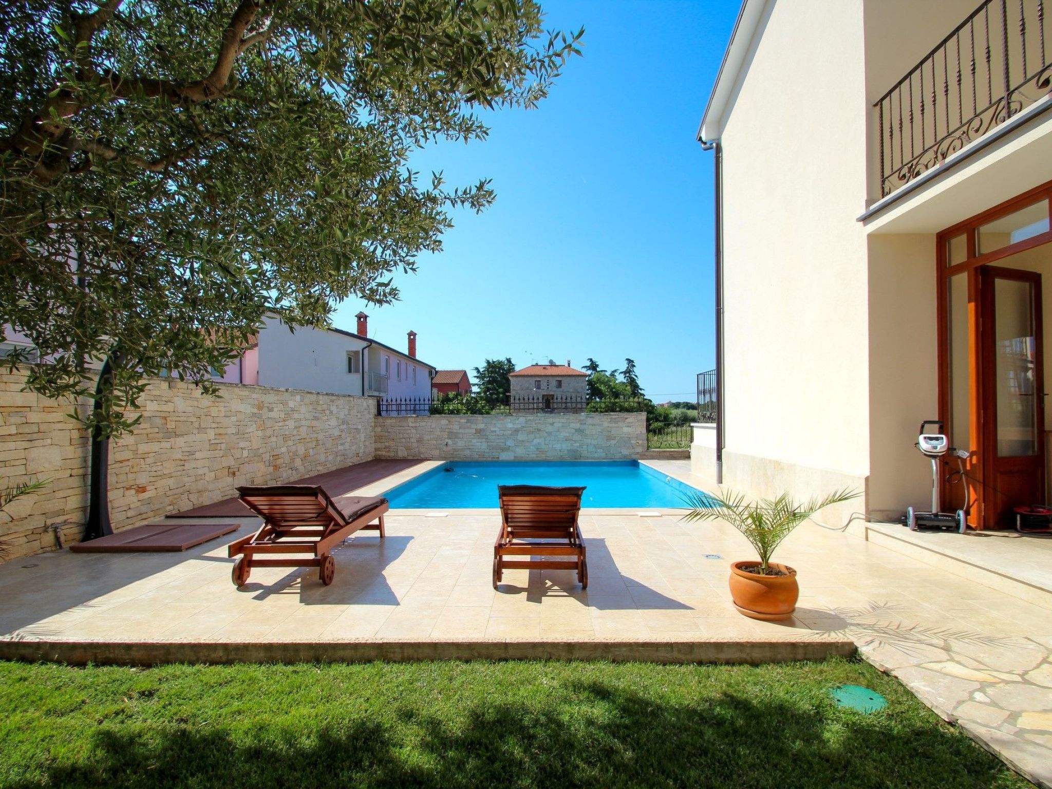 Photo of für 4 Personen ca. 50 m&sup2; in Bužinija, Adriaküste Kroatien (Westküste von I