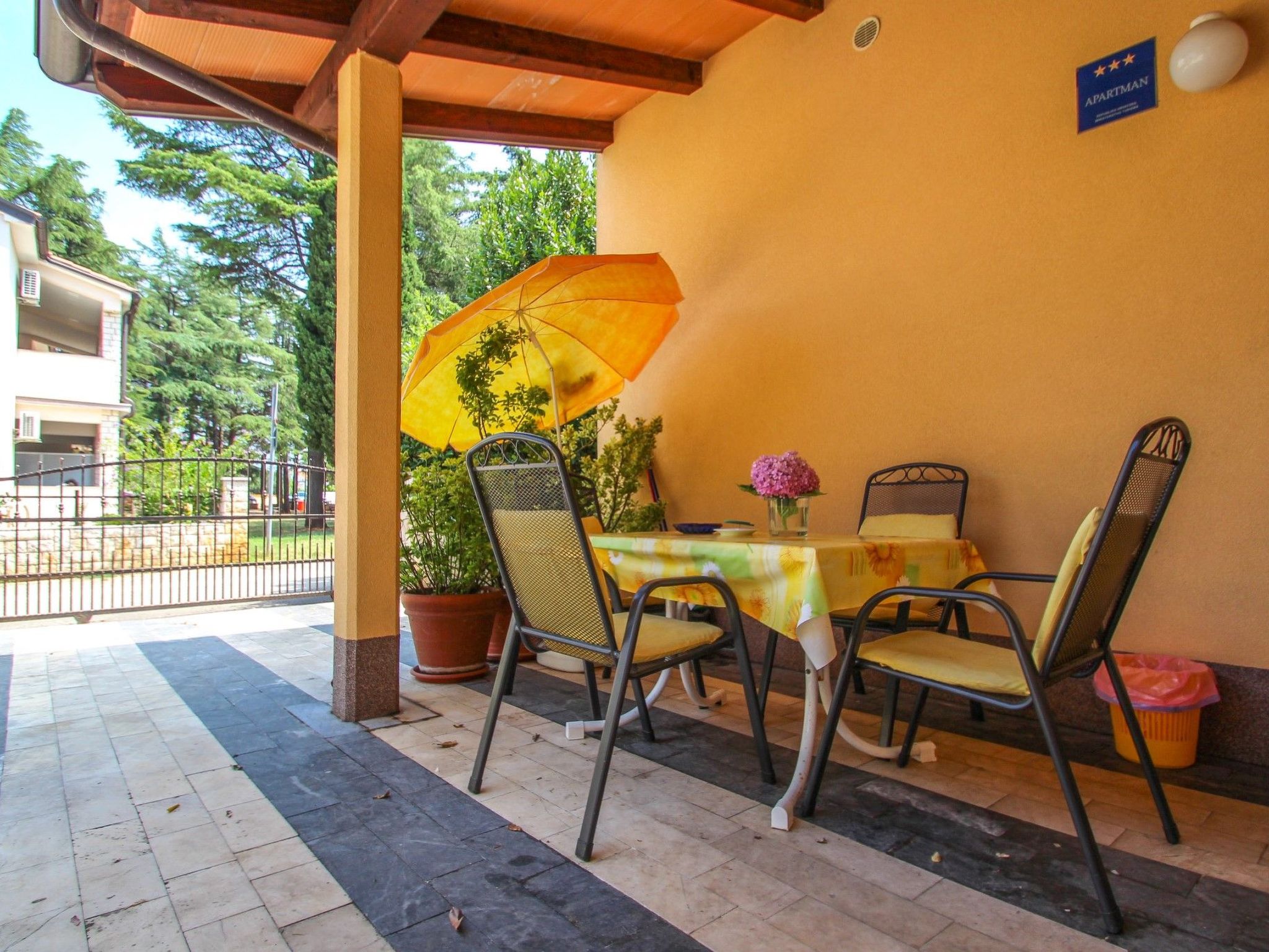 Photo of Erdgeschoss-Ferienwohnung Martinis 2