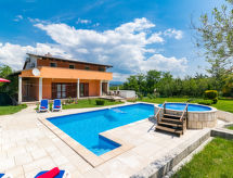 Ruime vakantiewoning Nevenka met privézwembad bij Motovun, tot 10 personen - thumbnail 1