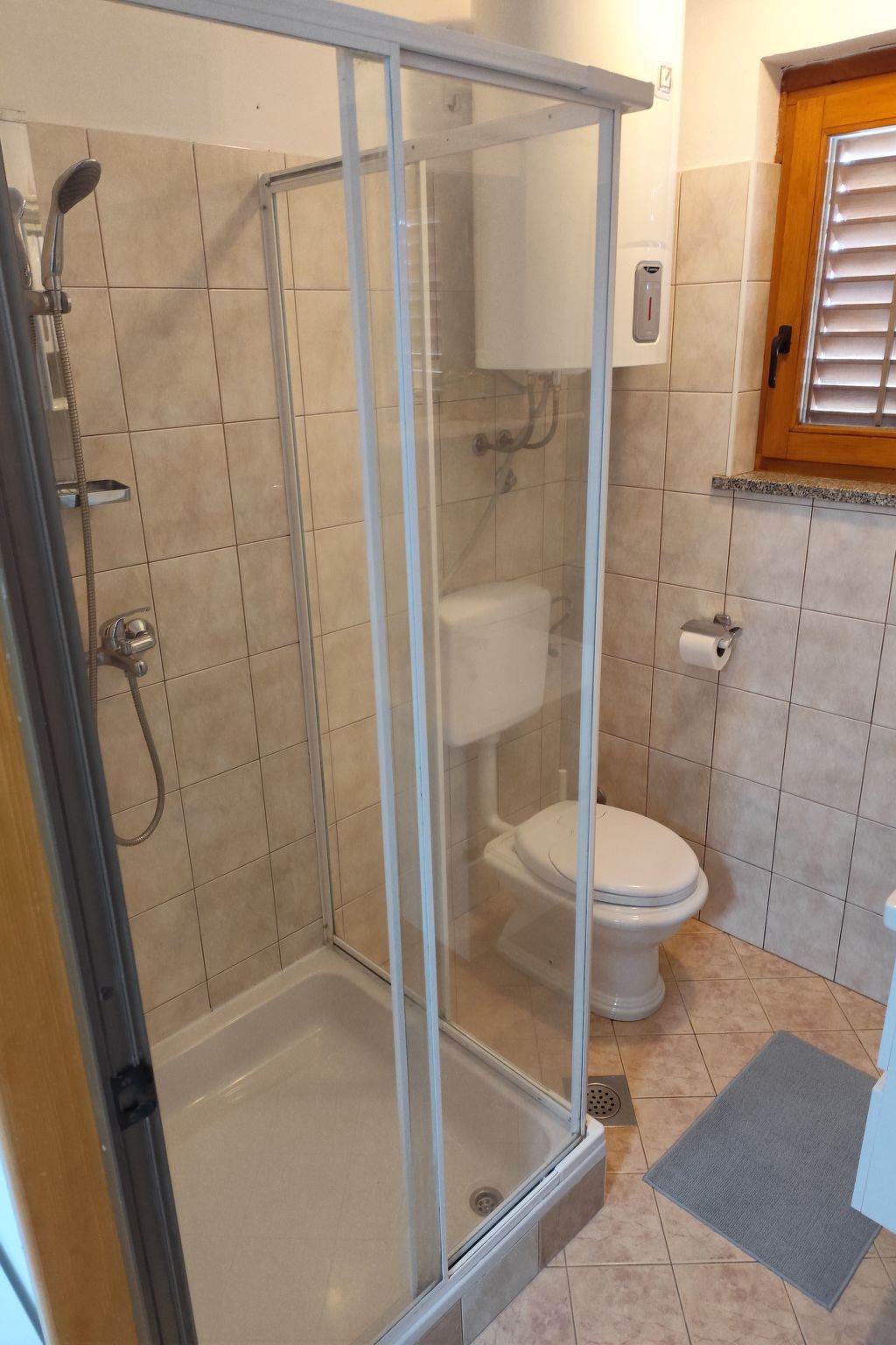 "Valentino" mit Blick auf das Wasser