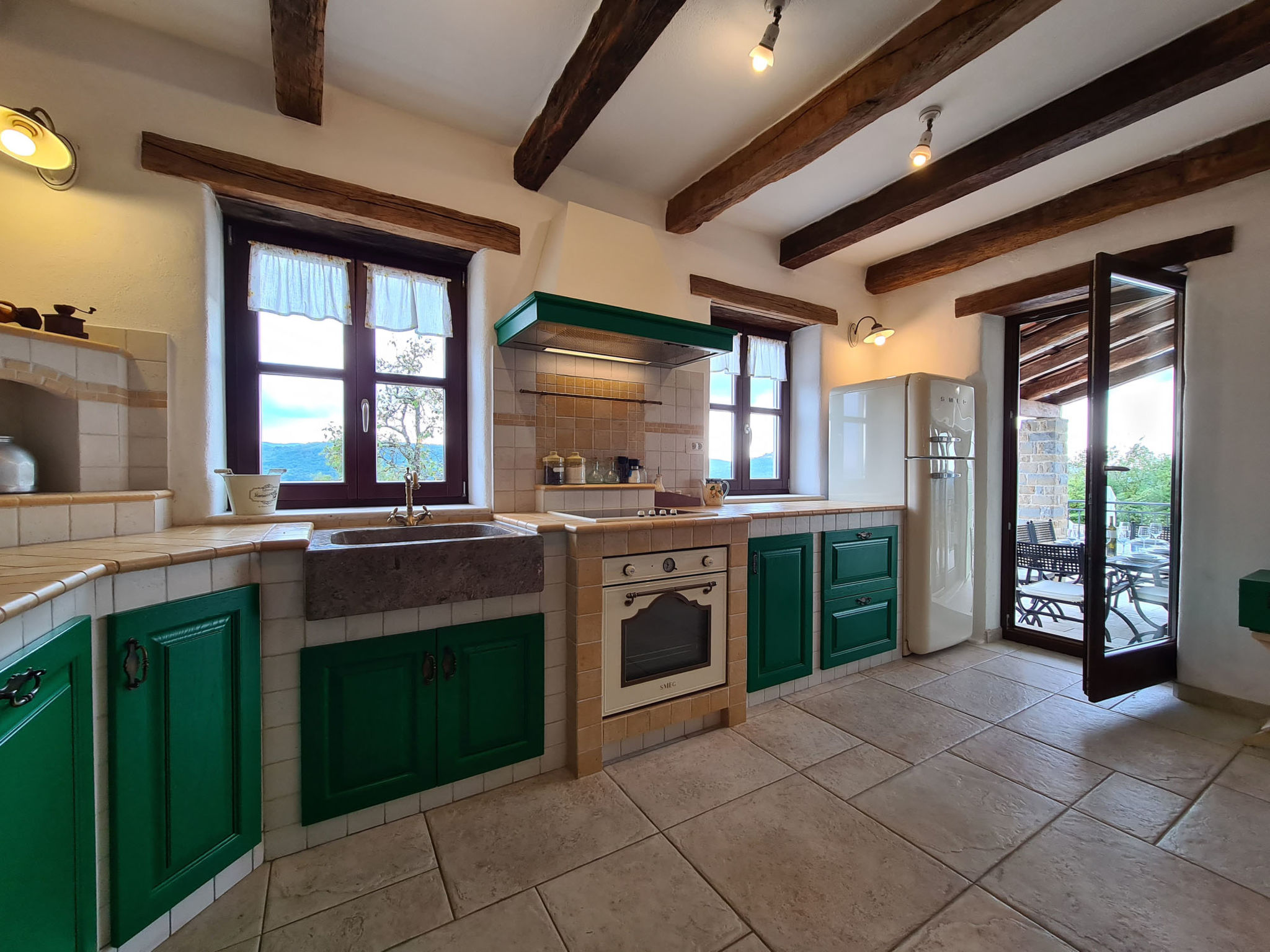 Villa 2129 - Draußen