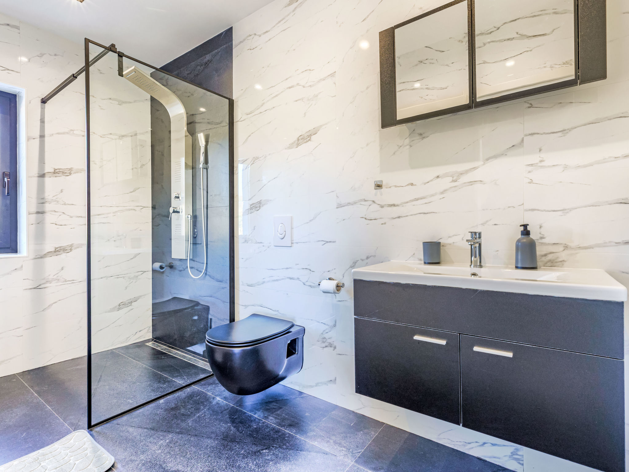 Villa Solaria – Salle de bains, photo 27 sur 55