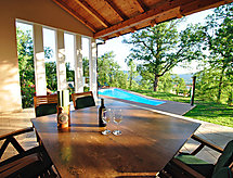 Moderne villa voor 8 personen met privézwembad bij Buzet, Istrië - thumbnail 4