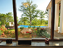 Moderne villa voor 8 personen met privézwembad bij Buzet, Istrië - thumbnail 3