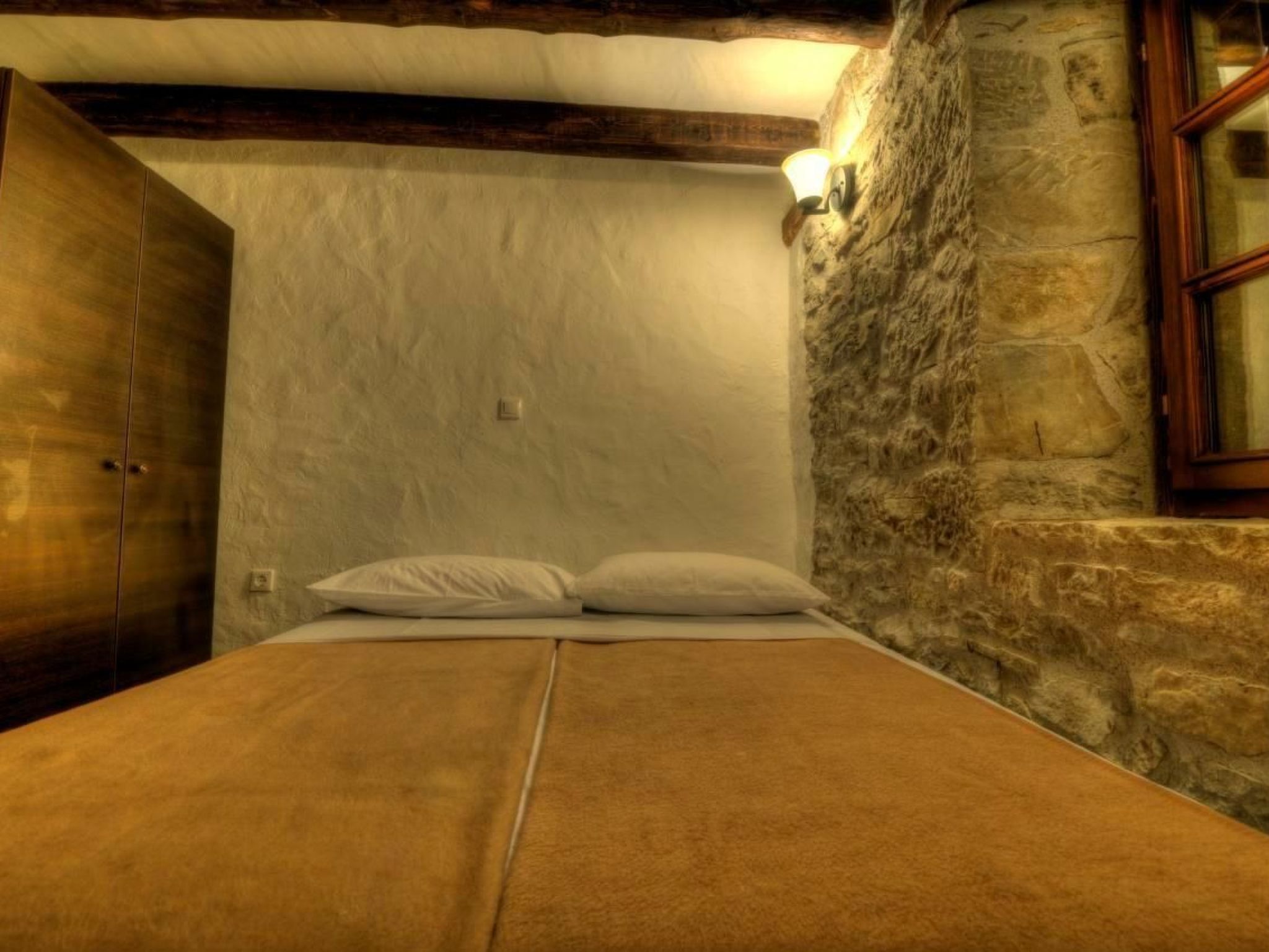 Steinhaus Kotli-Binnen