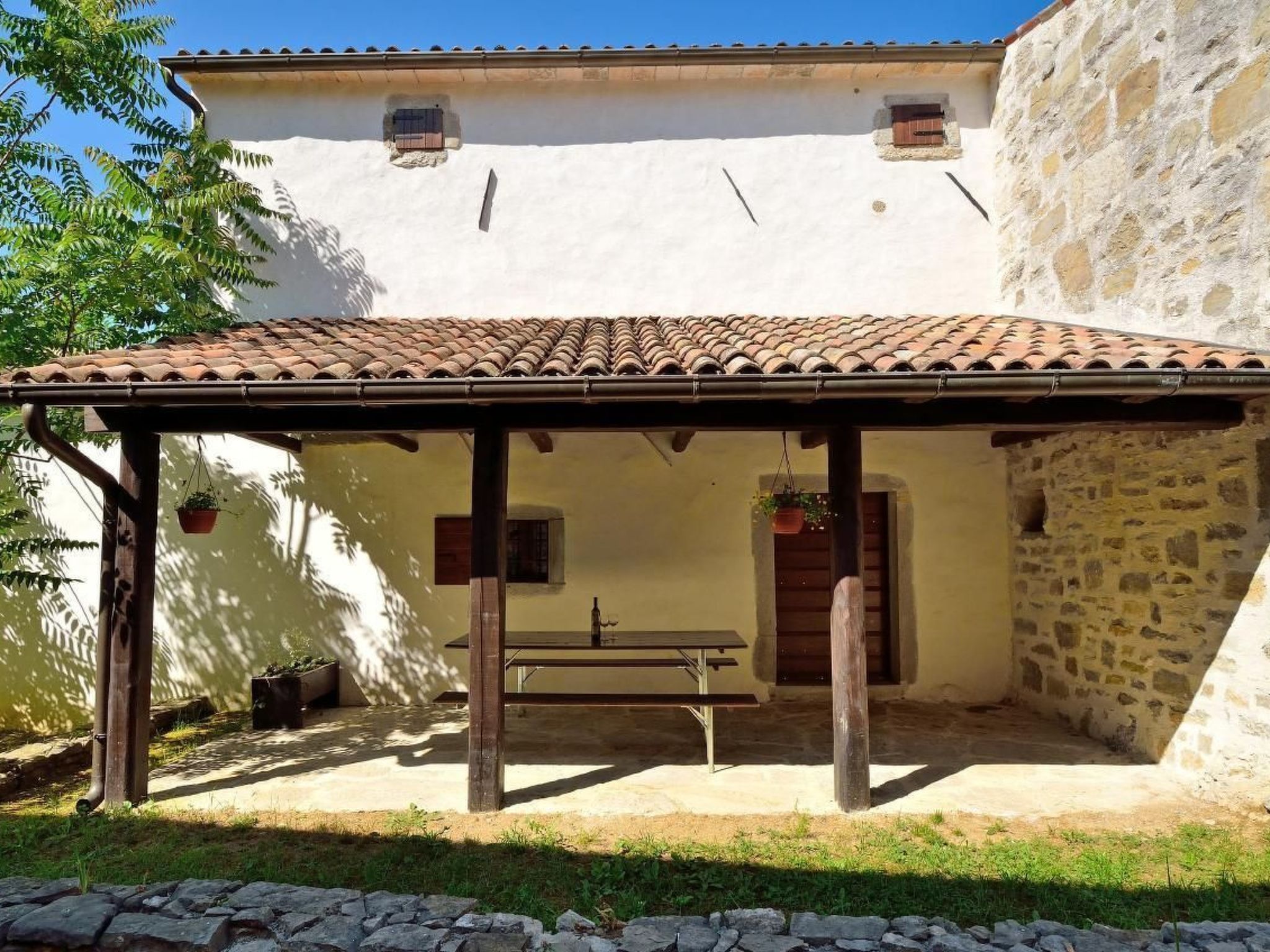 Steinhaus Kotli-Binnen