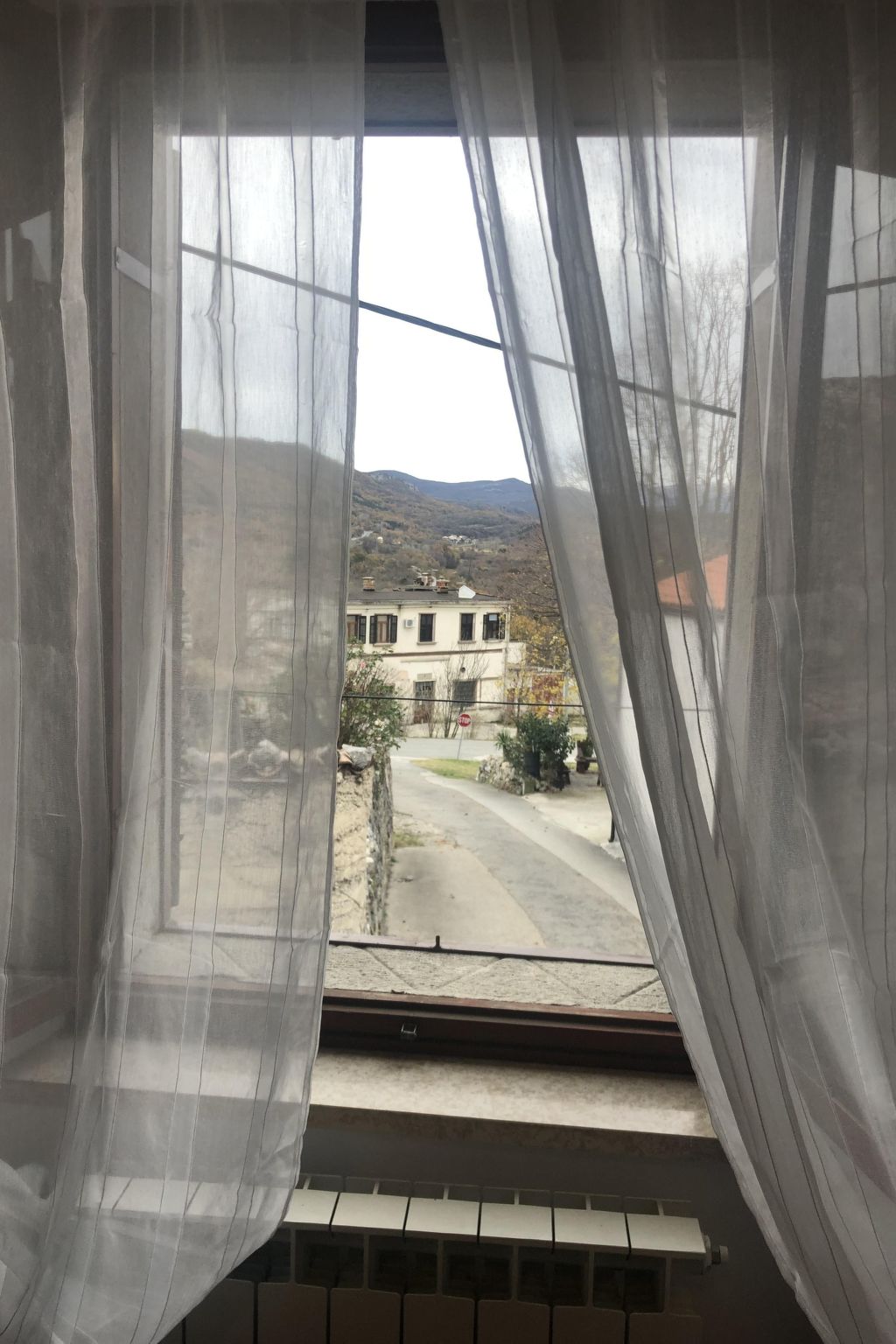 Mit Kamin in der Stadt Roc-Binnen