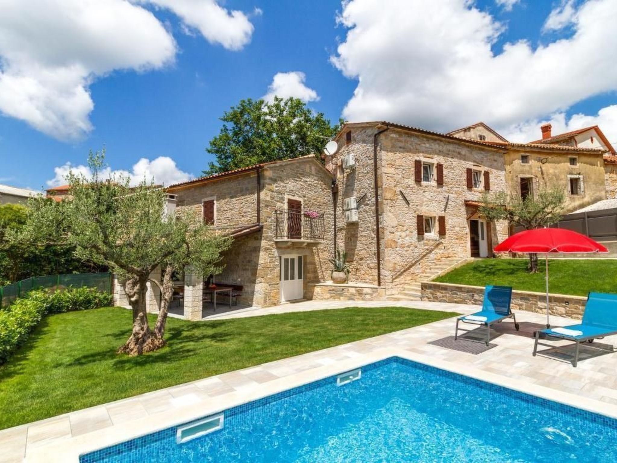 Vakantiehuis met privé zwembad in Bazgalji (Kroatië) voor 5 personen