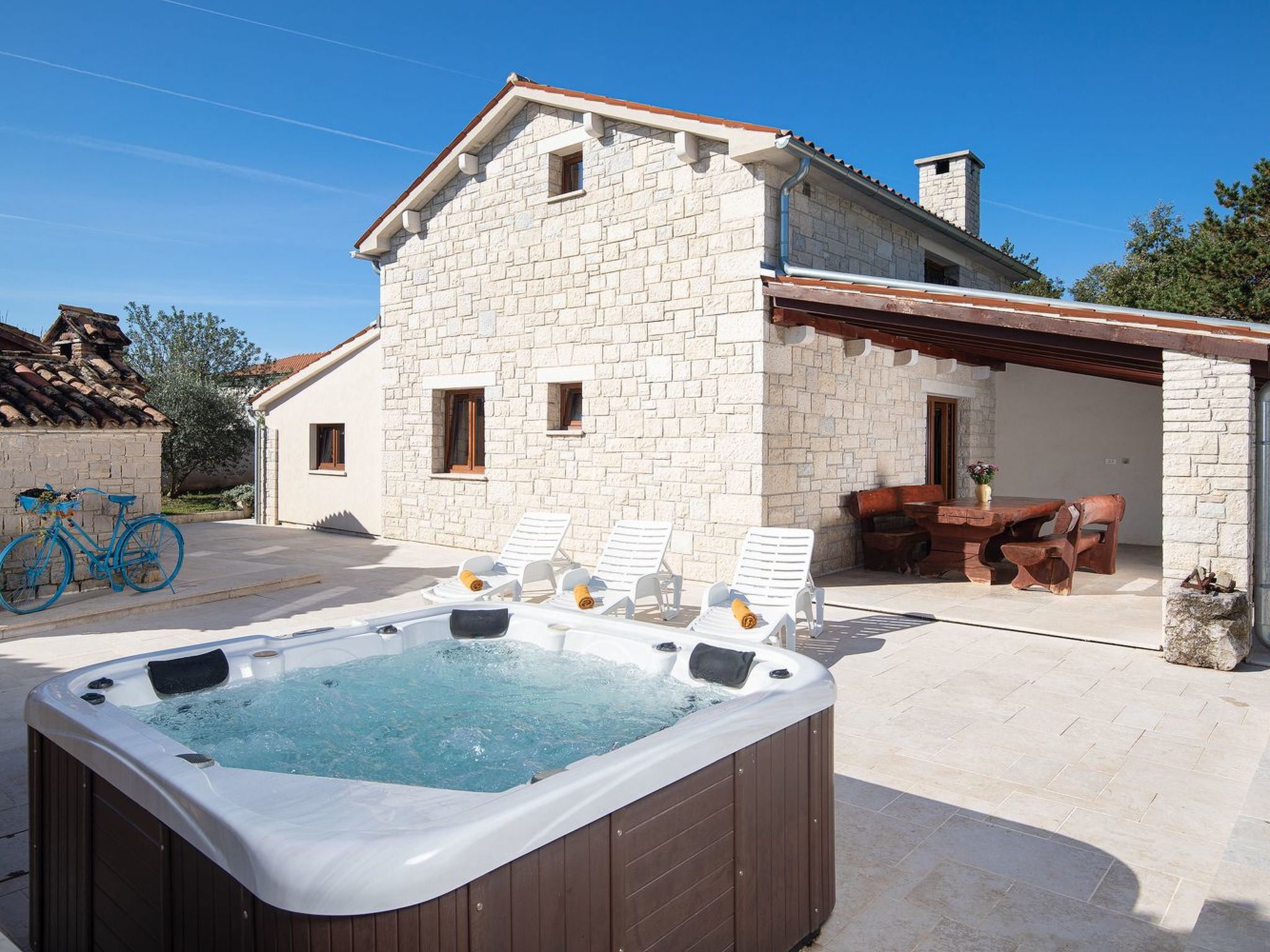 Für 6 Personen und 2 Kinder in Ružići bei Pazin, Istrien (Binnenland von Istrie-Drinnen