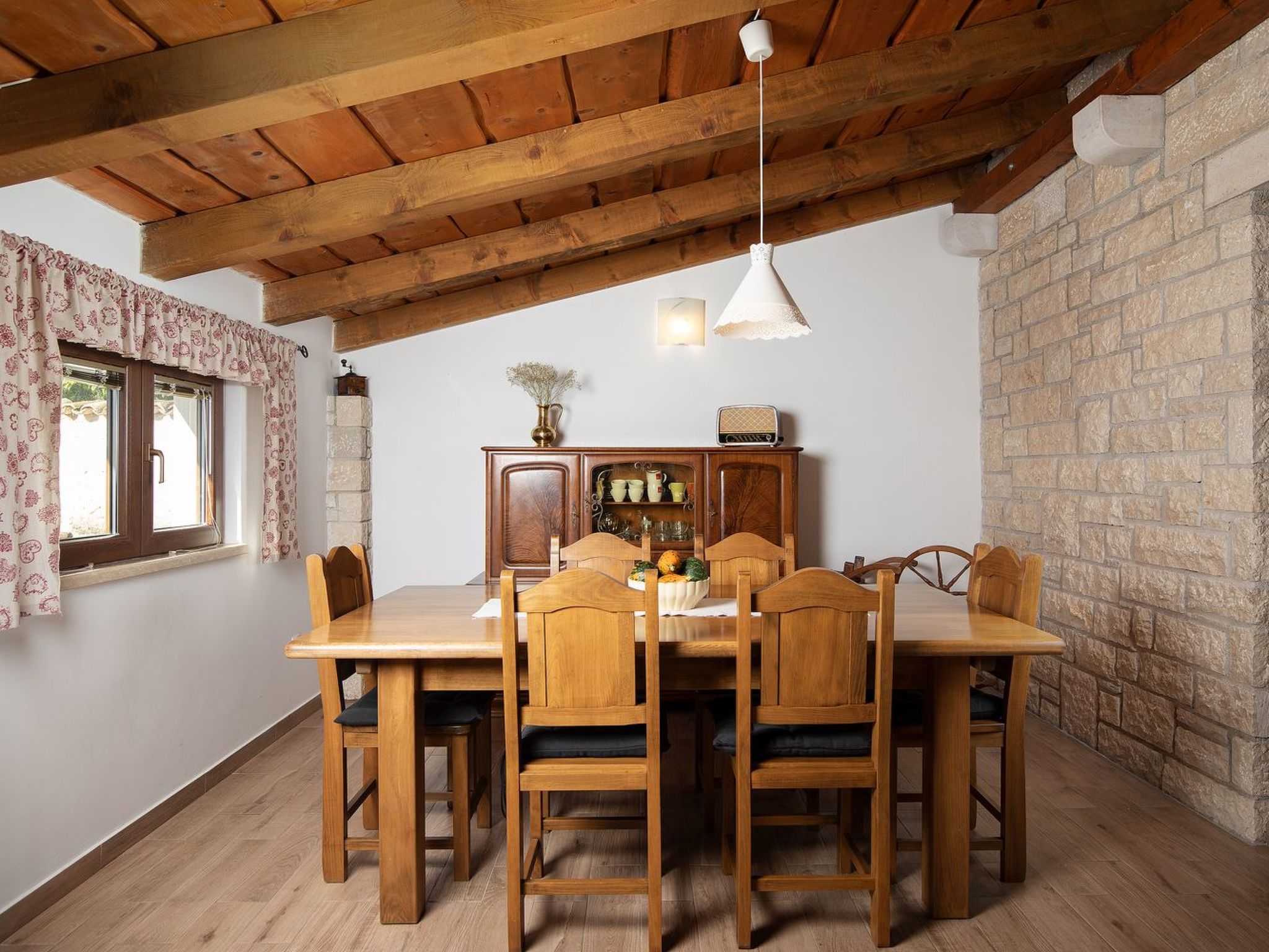 Für 6 Personen und 2 Kinder in Ružići bei Pazin, Istrien (Binnenland von Istrie-Drinnen