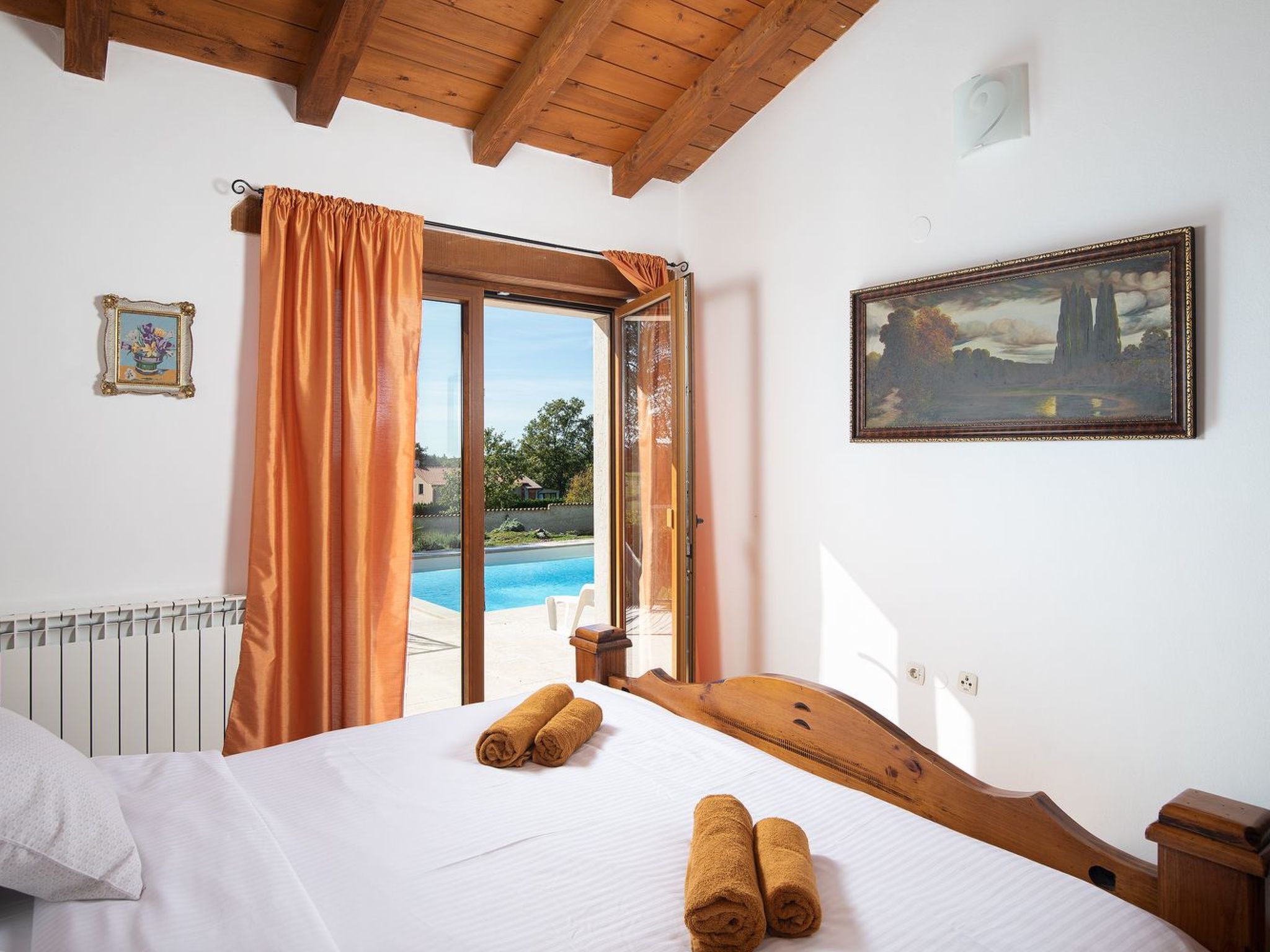 Haus in Bertoši mit privatem Pool-Drinnen