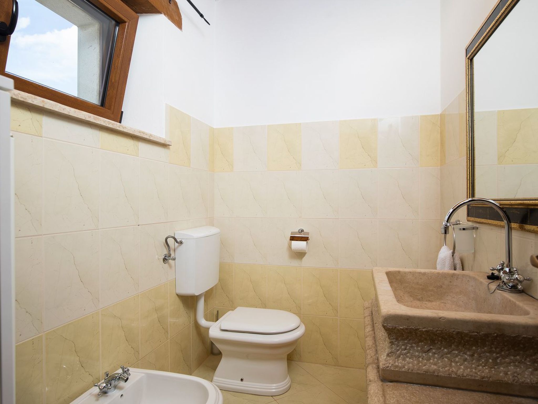 Haus in Bertoši mit privatem Pool-Drinnen