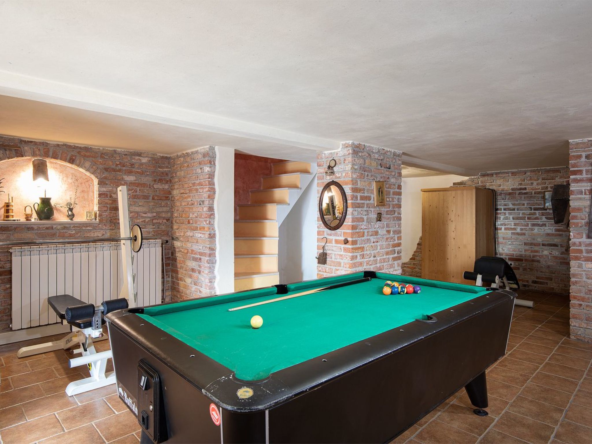 Haus in Bertoši mit privatem Pool-Drinnen