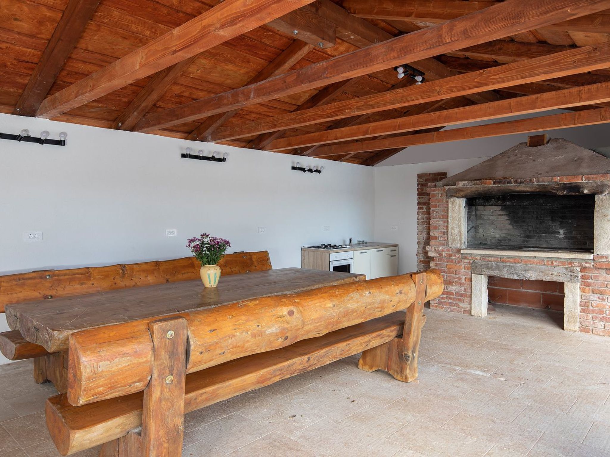 Haus in Bertoši mit privatem Pool-Drinnen