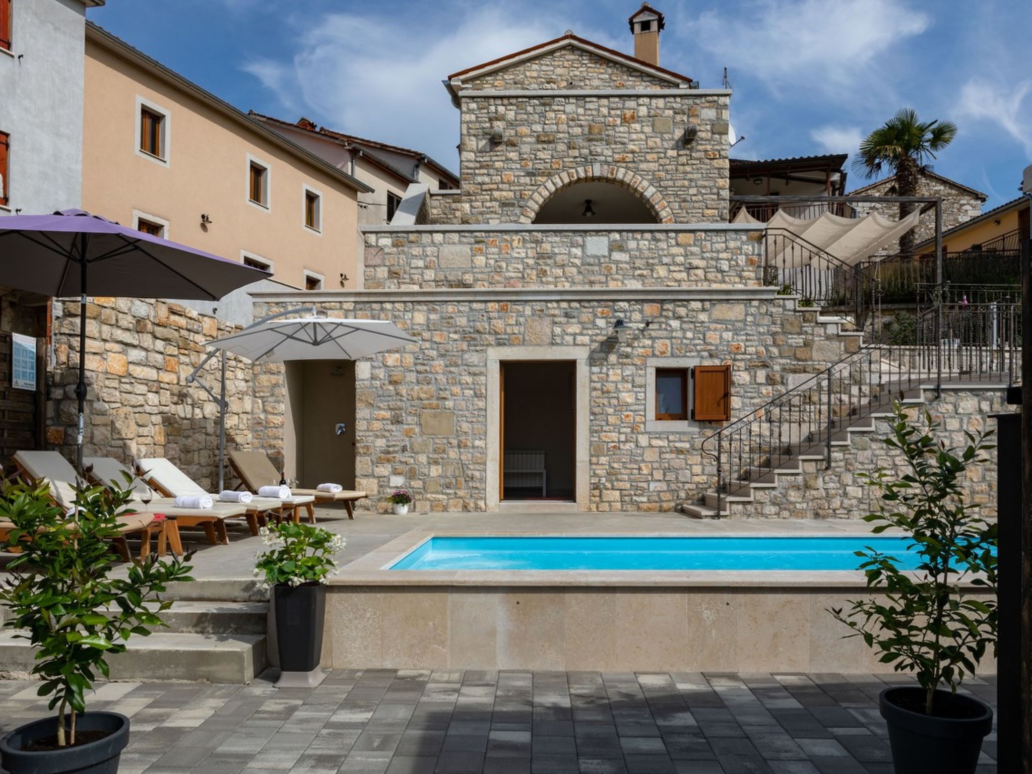 Vakantiehuis met privé zwembad in Bazgalji (Kroatië) voor 8 personen