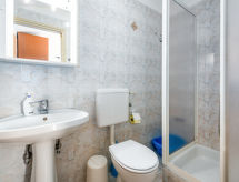 Vrijstaande woning met privézwembad op 20 km van de kust bij Pazin - thumbnail 5